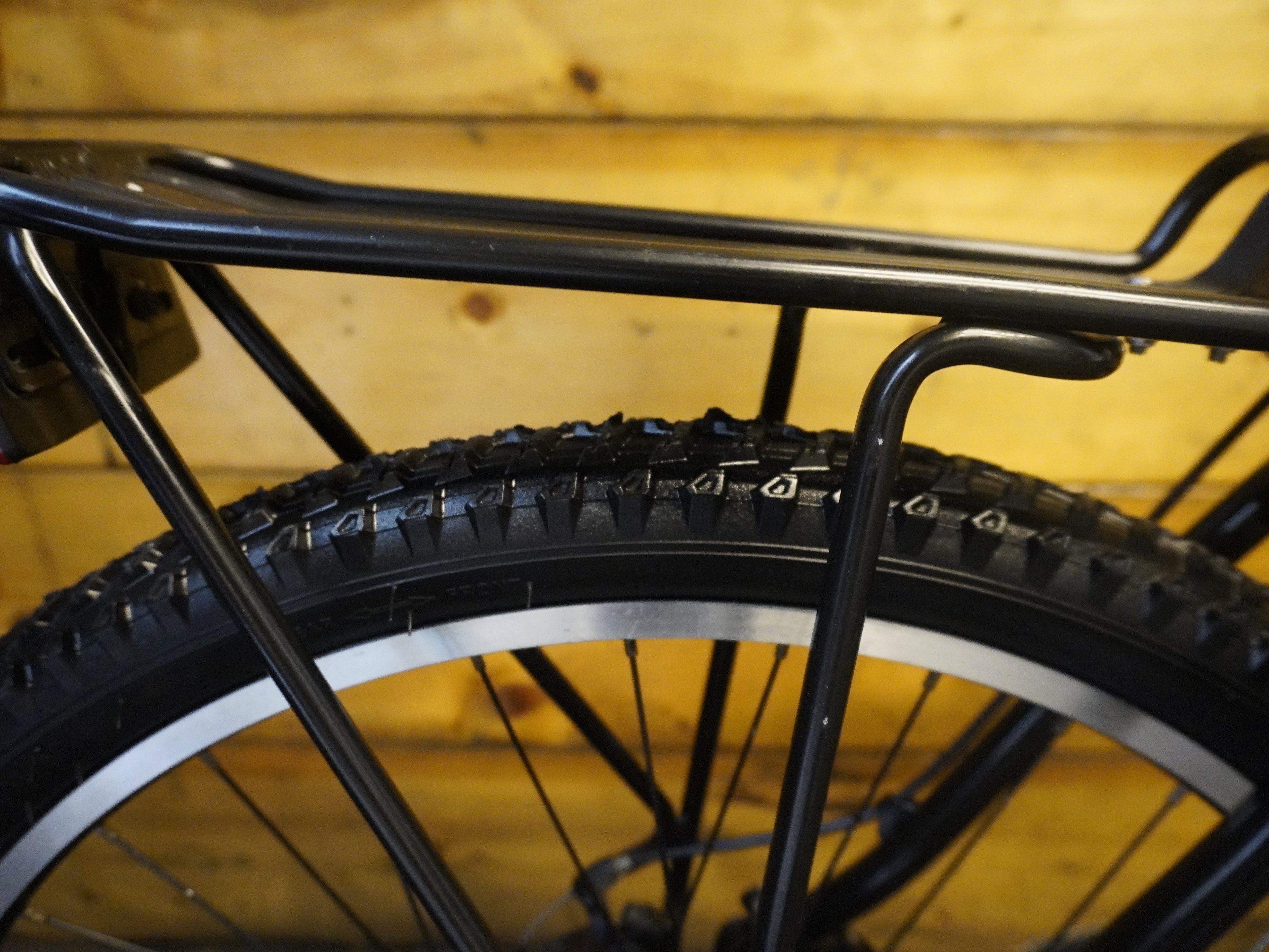 RENT Fuji USA Mountain Bike