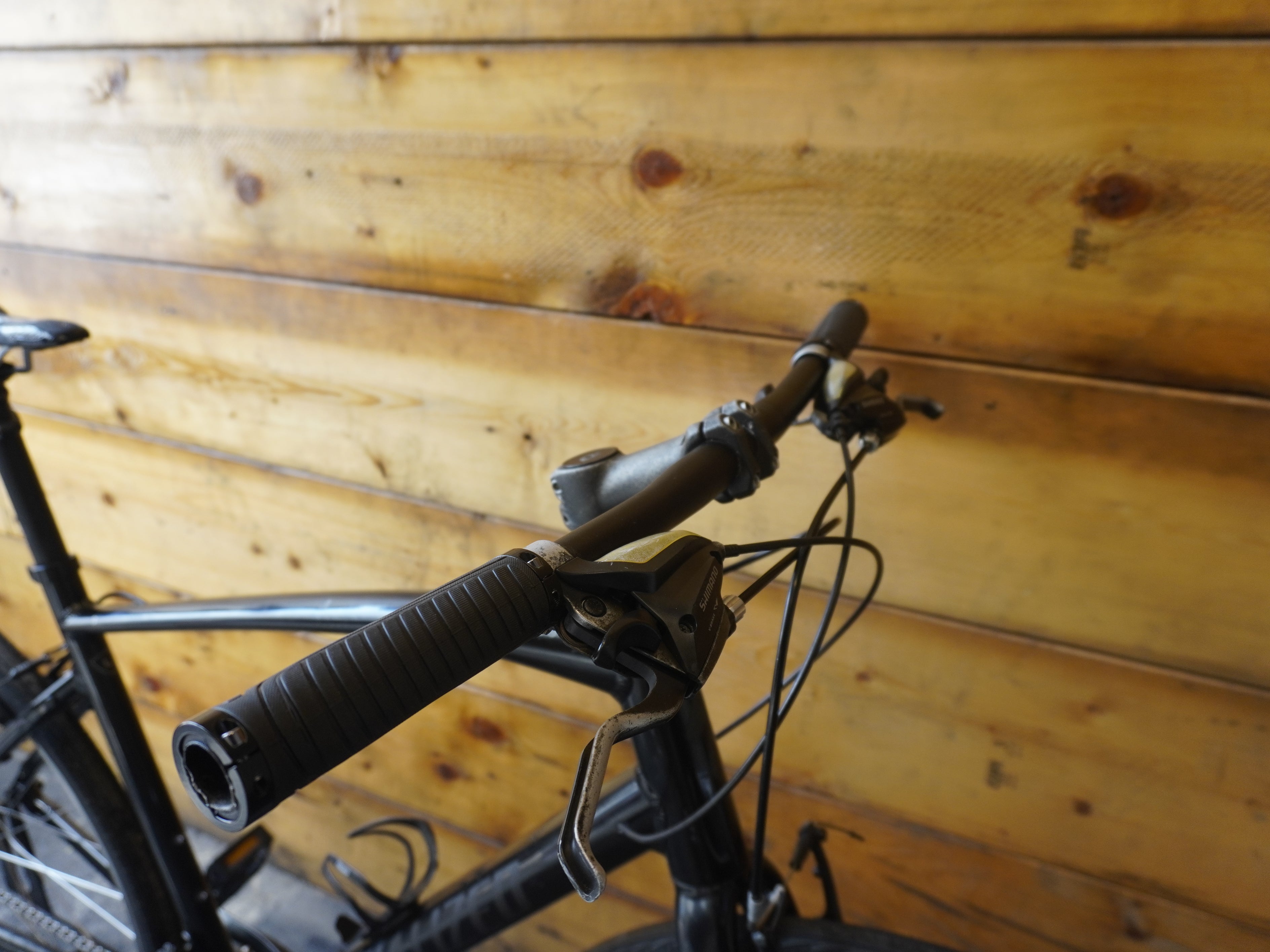 RENT Specialized Sirrus 1.0 Hybrid Bike