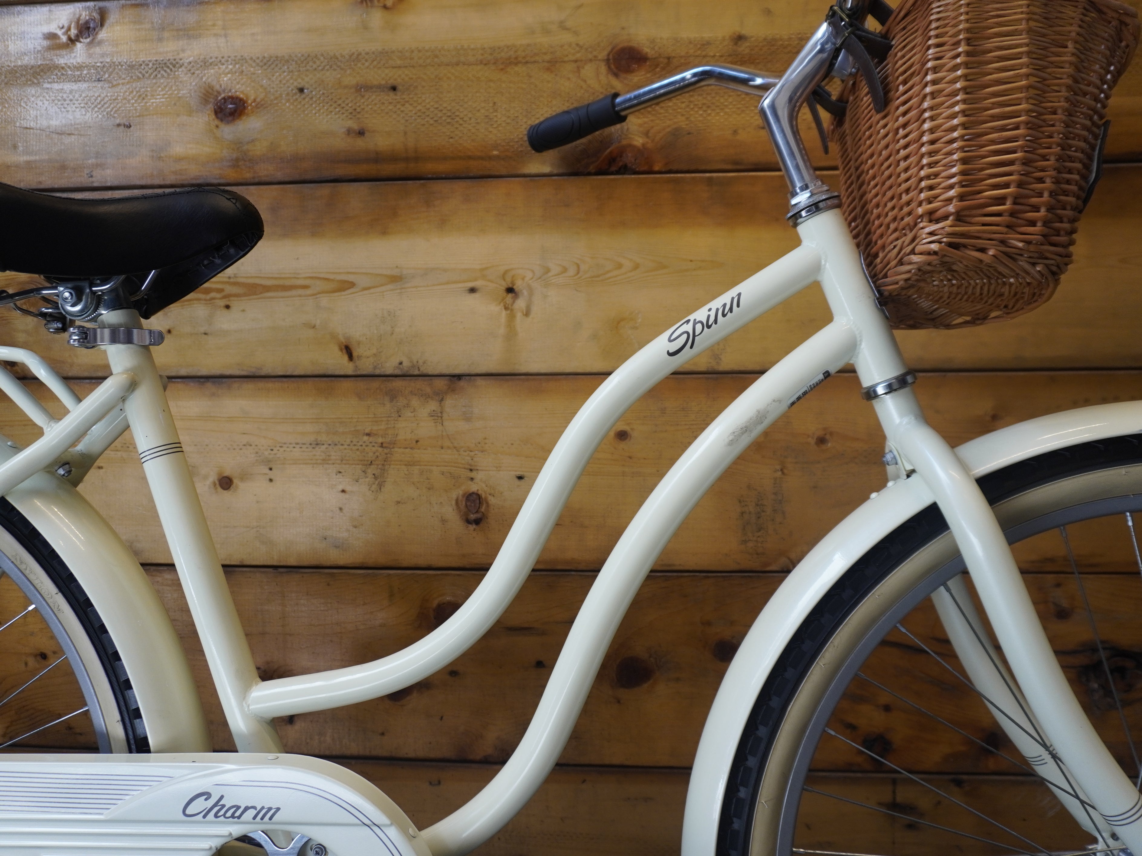 Spinn Charm Women's City Bike