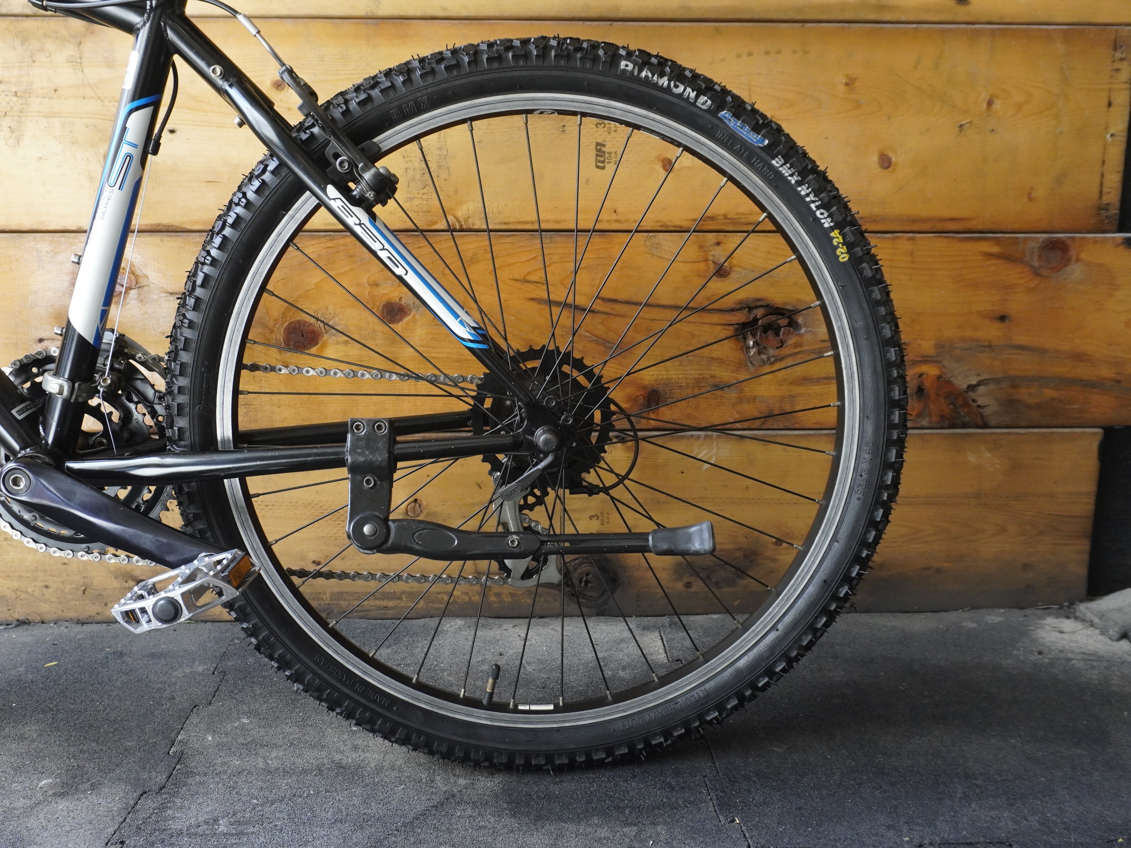 Trek 820 Mountain Bike