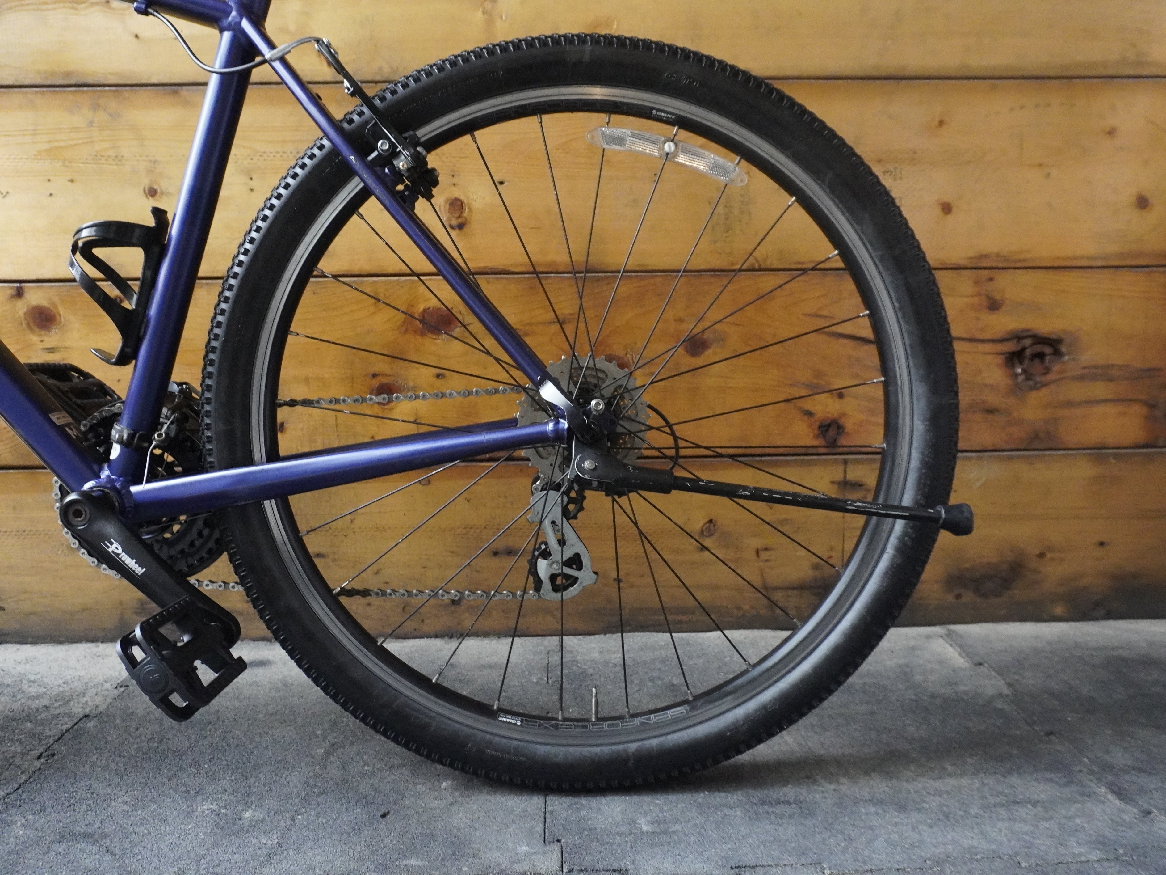 Giant Gravier Hybrid Bike