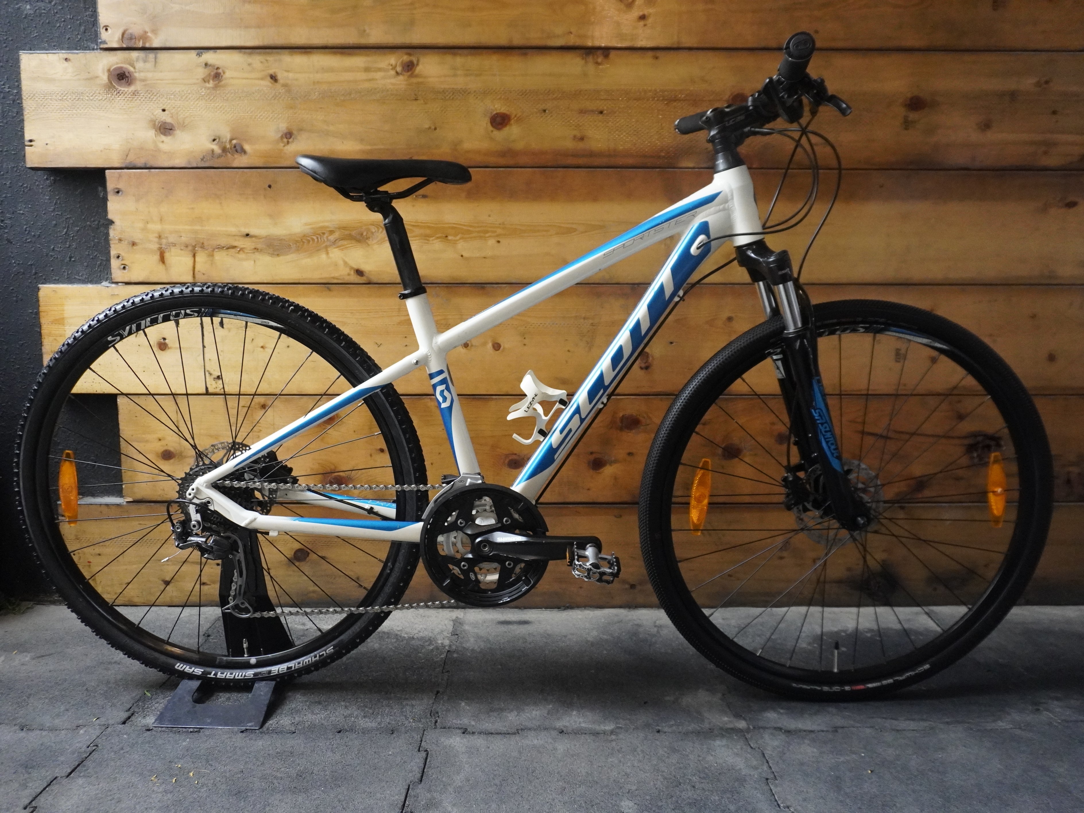 RENT Scott Sportster X30 Mountain Bike