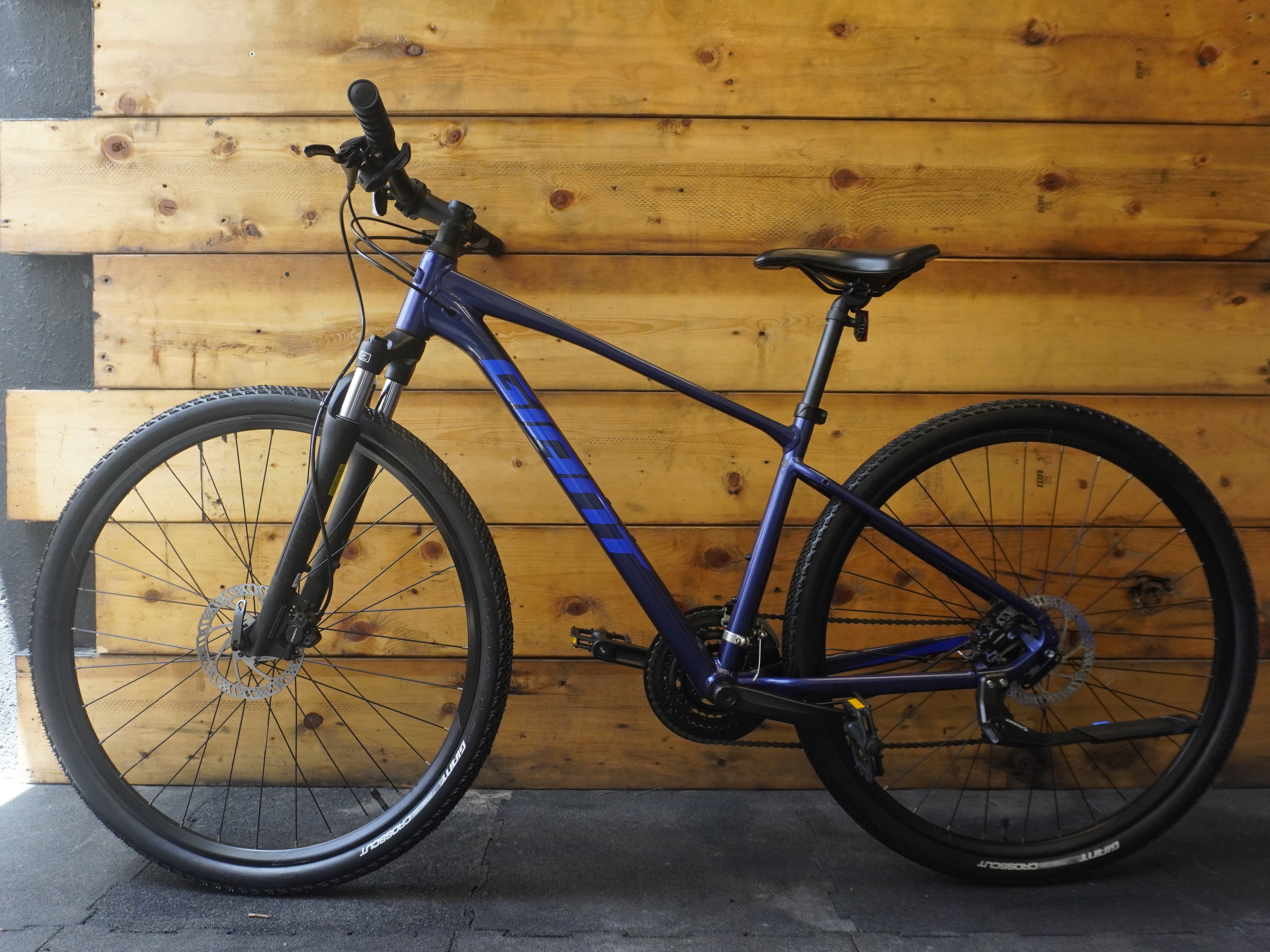 Giant Roam 4 Mountain Bike