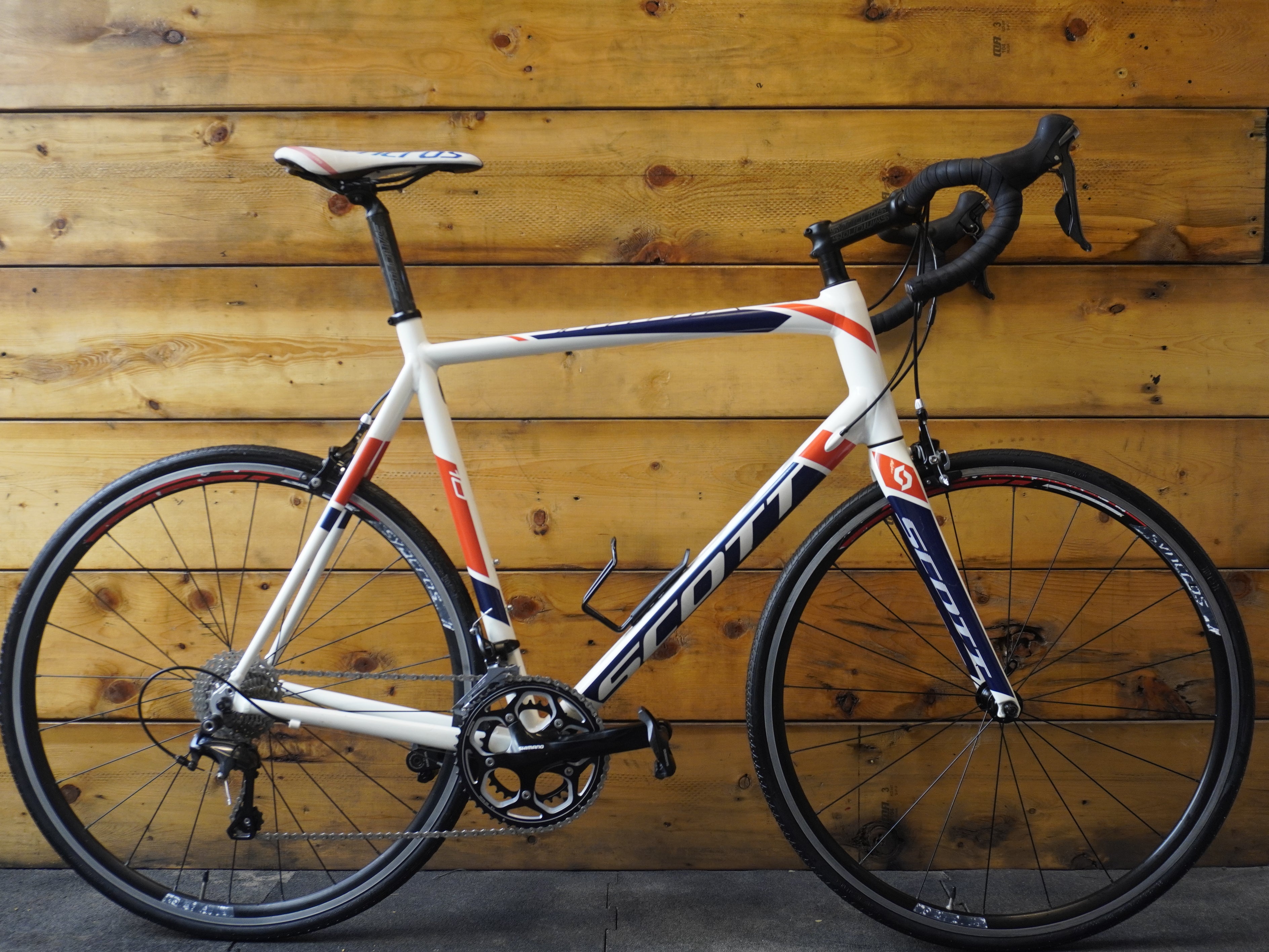 RENT Scott Speedster 10 Road Bike