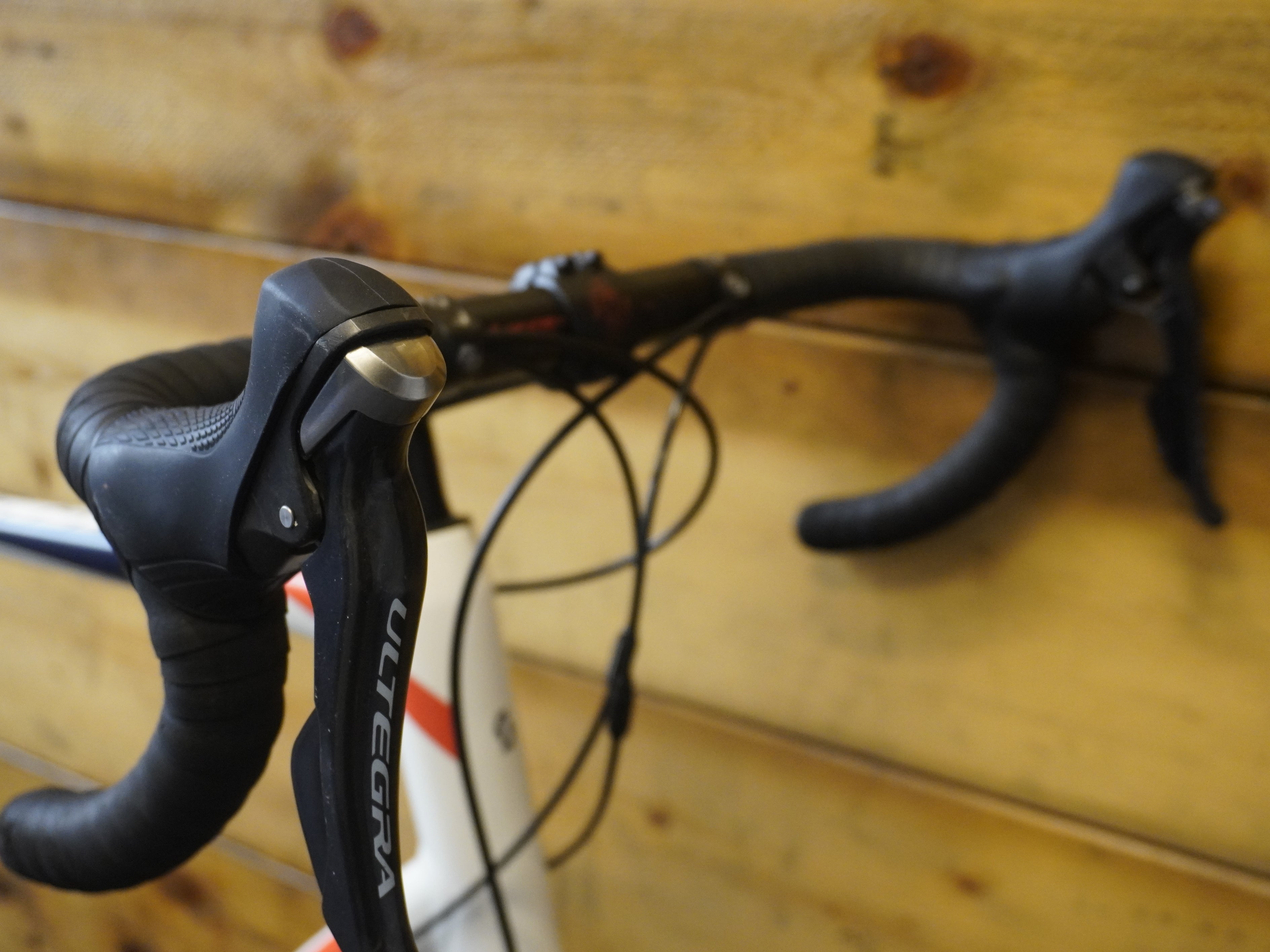 RENT Scott Speedster 10 Road Bike