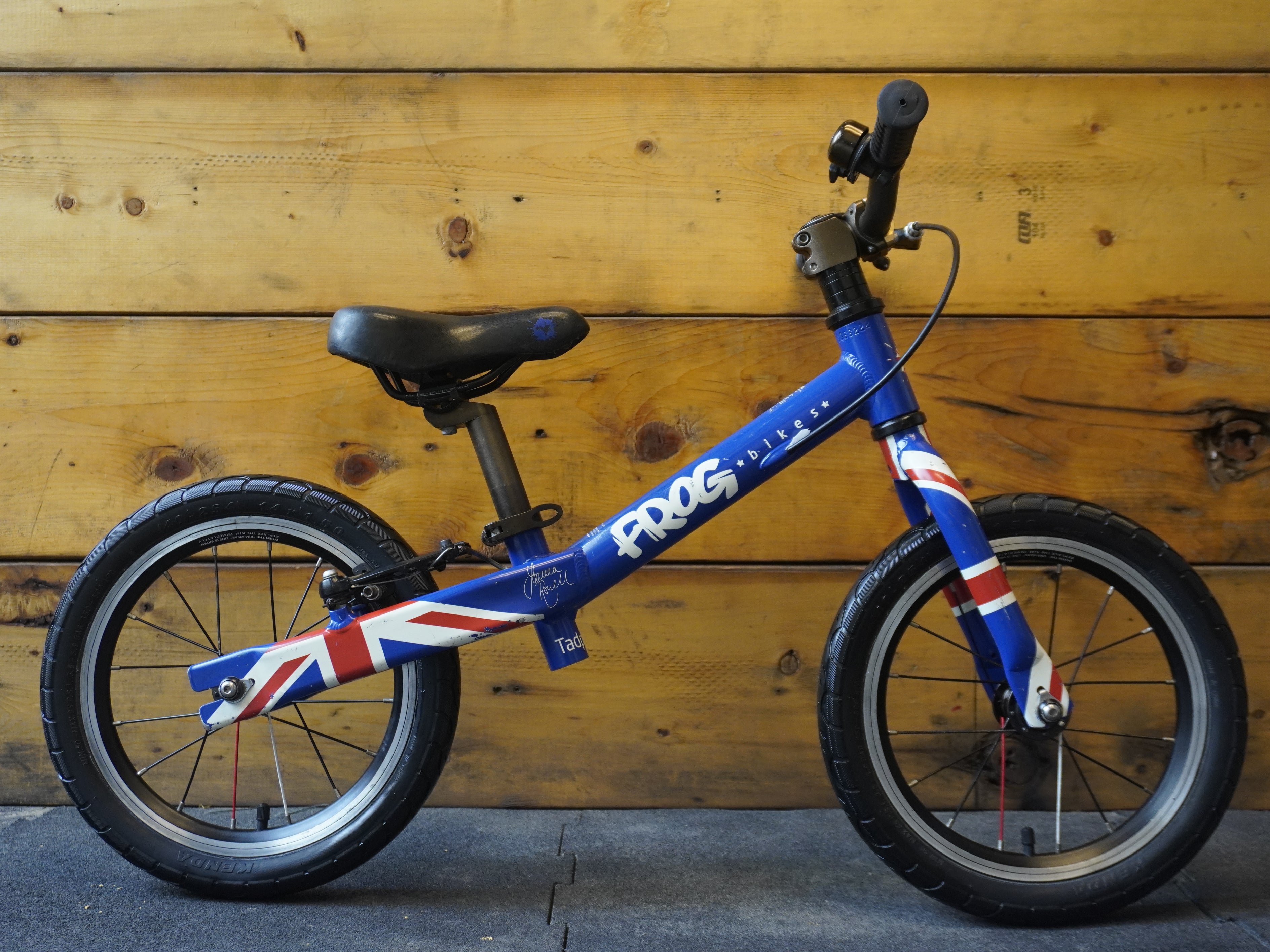 Frog Tadpole Balance Bike 12" in Union Jack Joanna Rowsell
