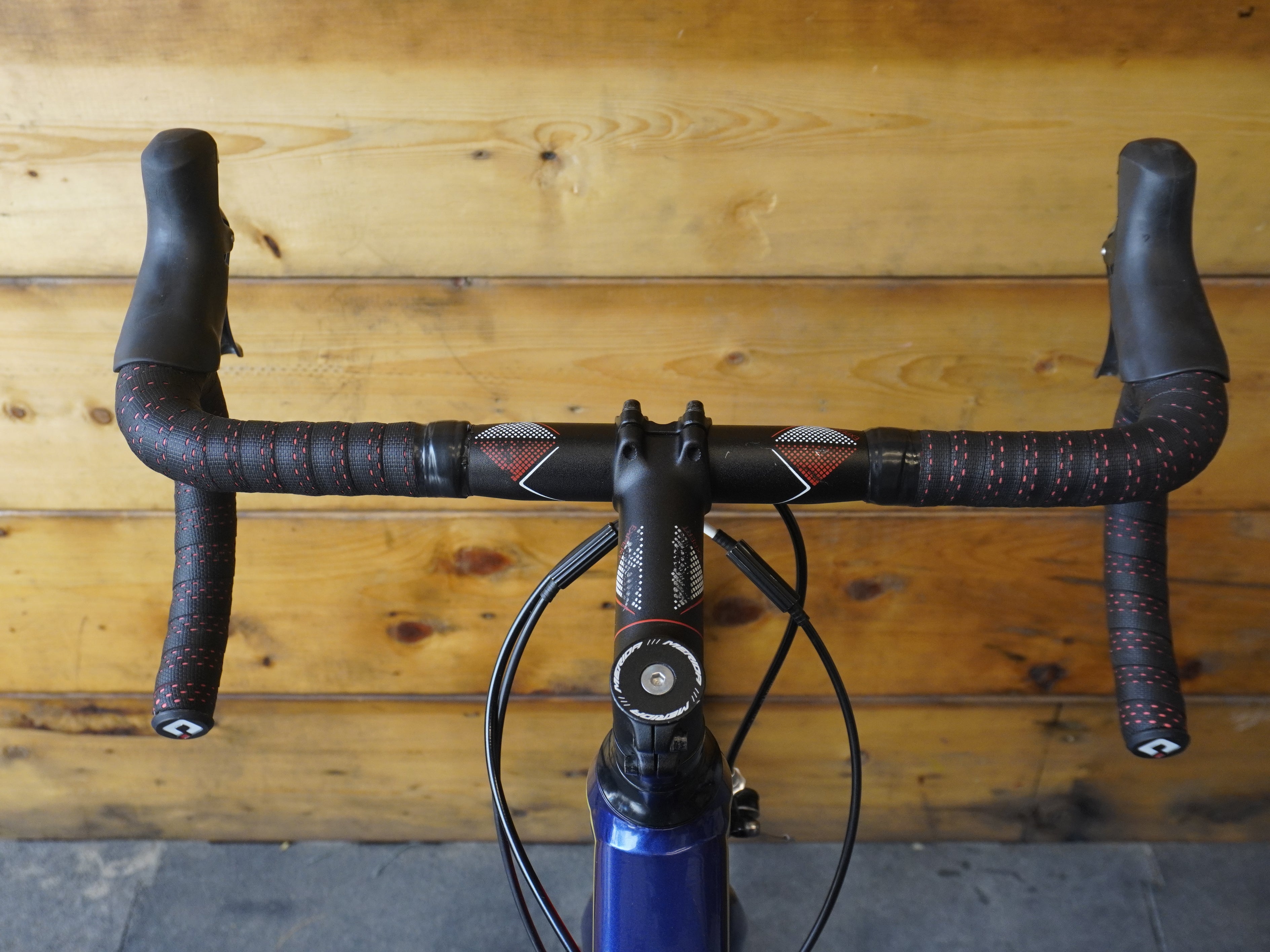 RENT Merida Scultura 300 Road Bike