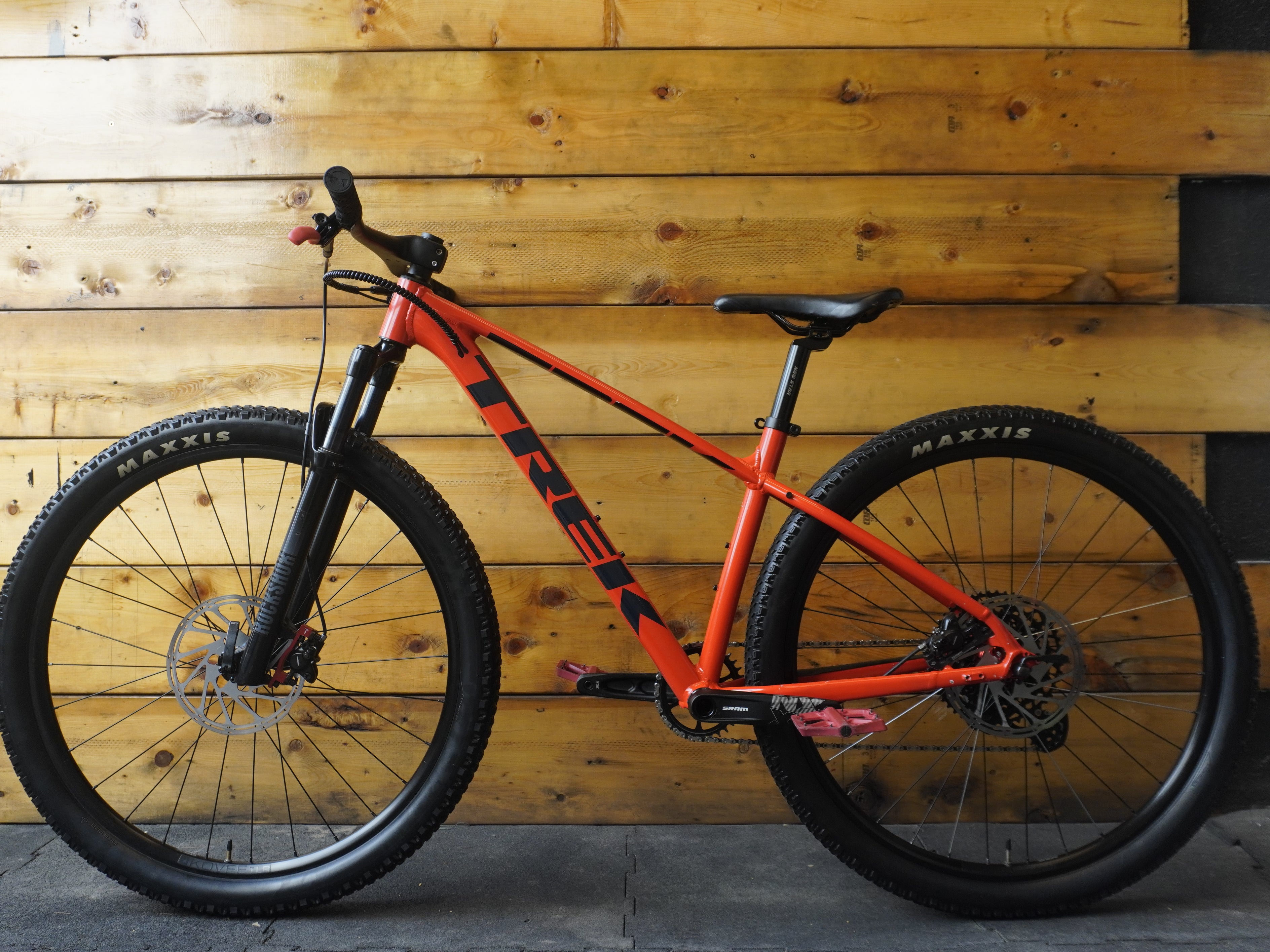 RENT Trek Marlin 8 Gen 3 Mountain Bike