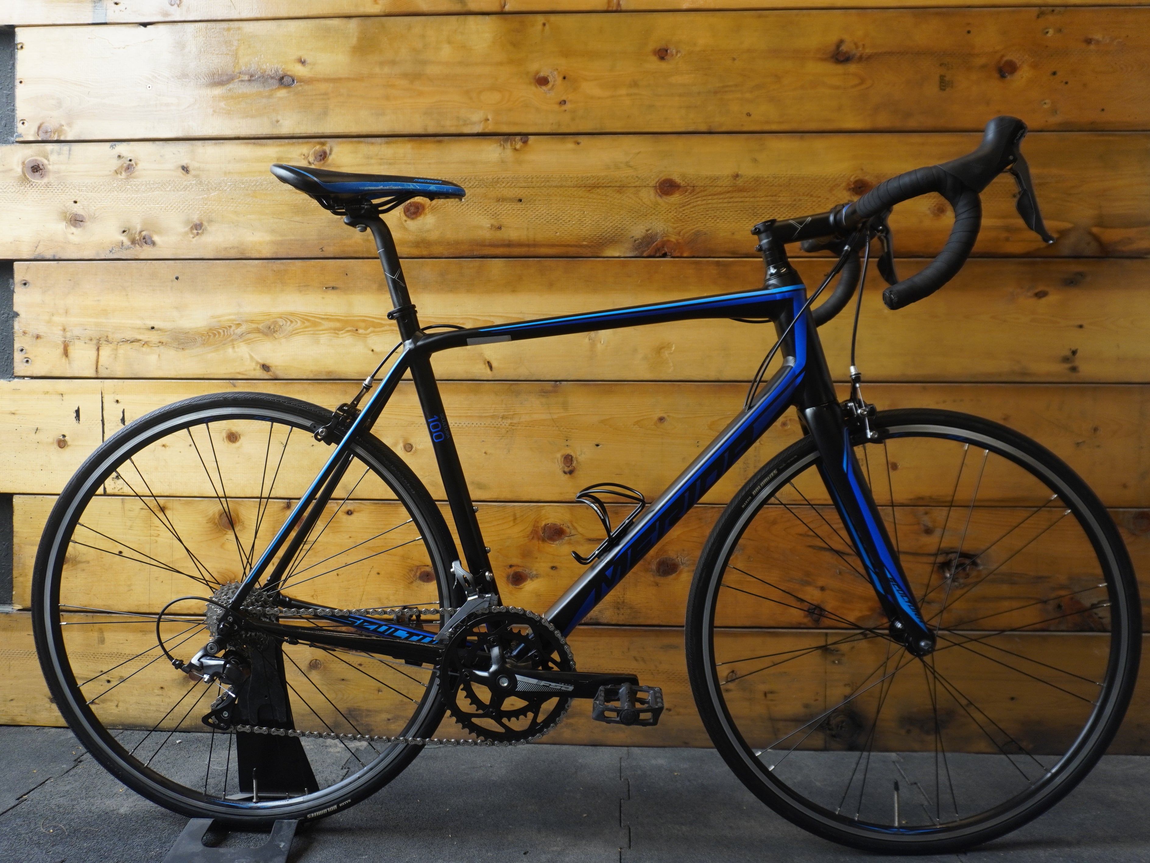 Merida Scultura 100 Road bike