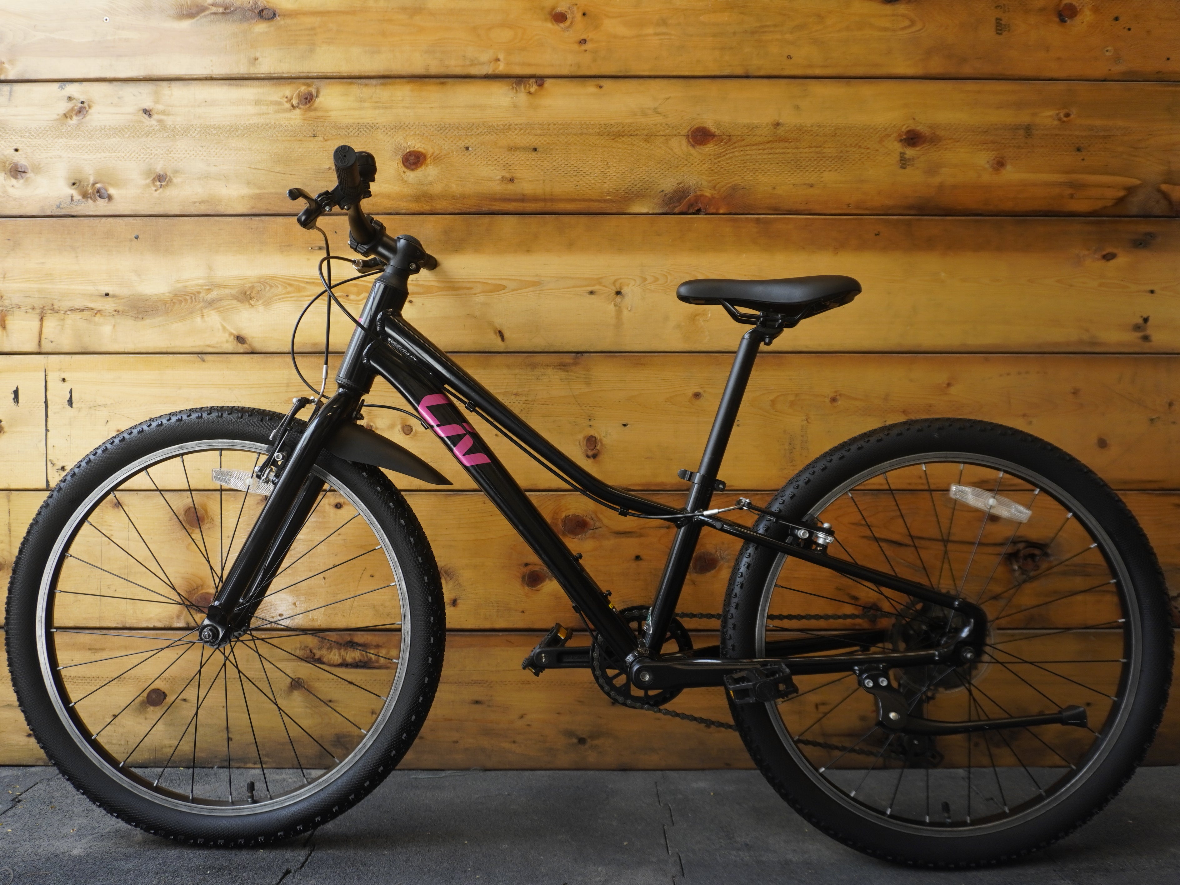 Liv Tempt 24 Lite Kids Bike
