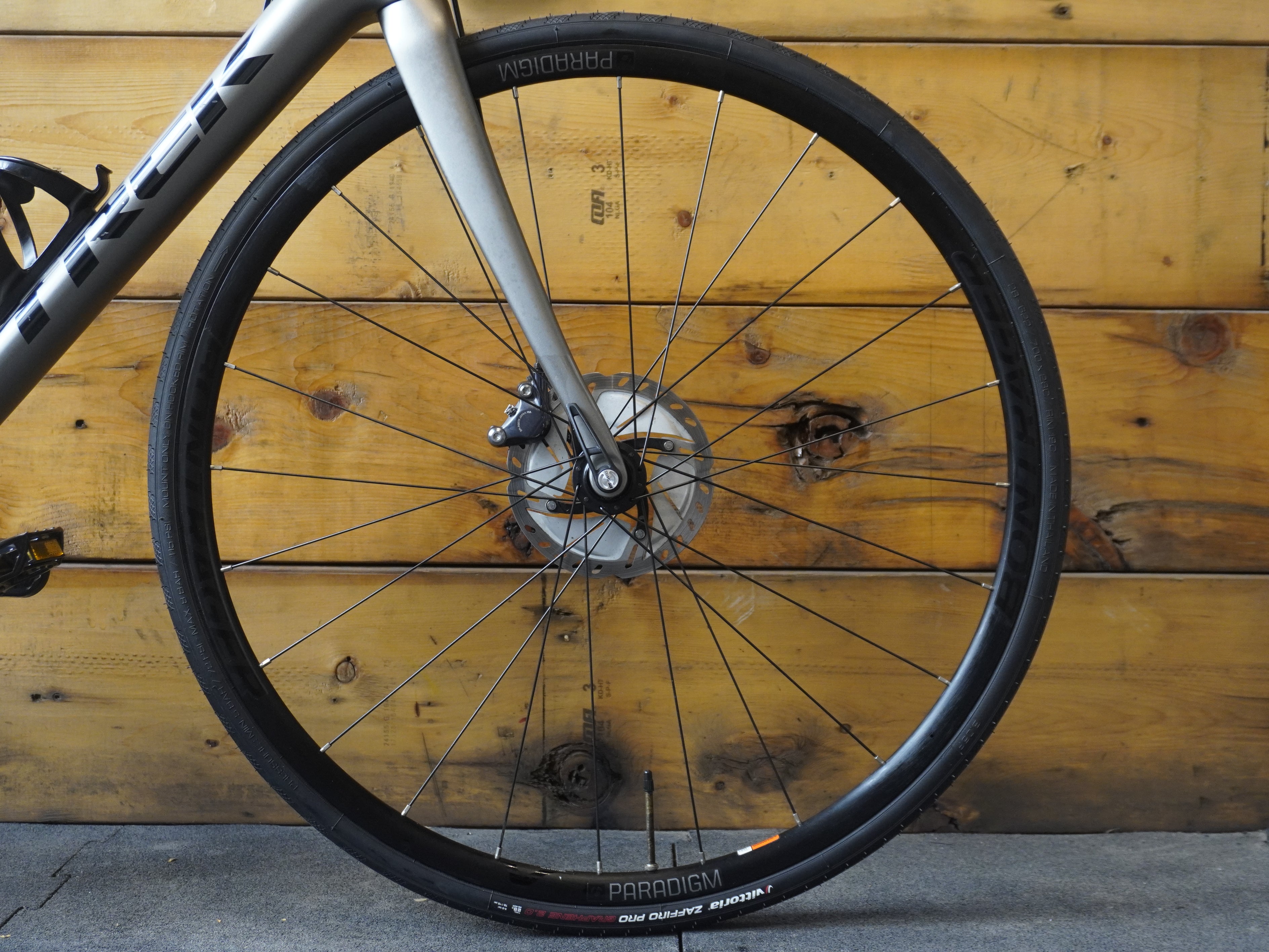 Trek Émonda SL 6 Disc Road Bike