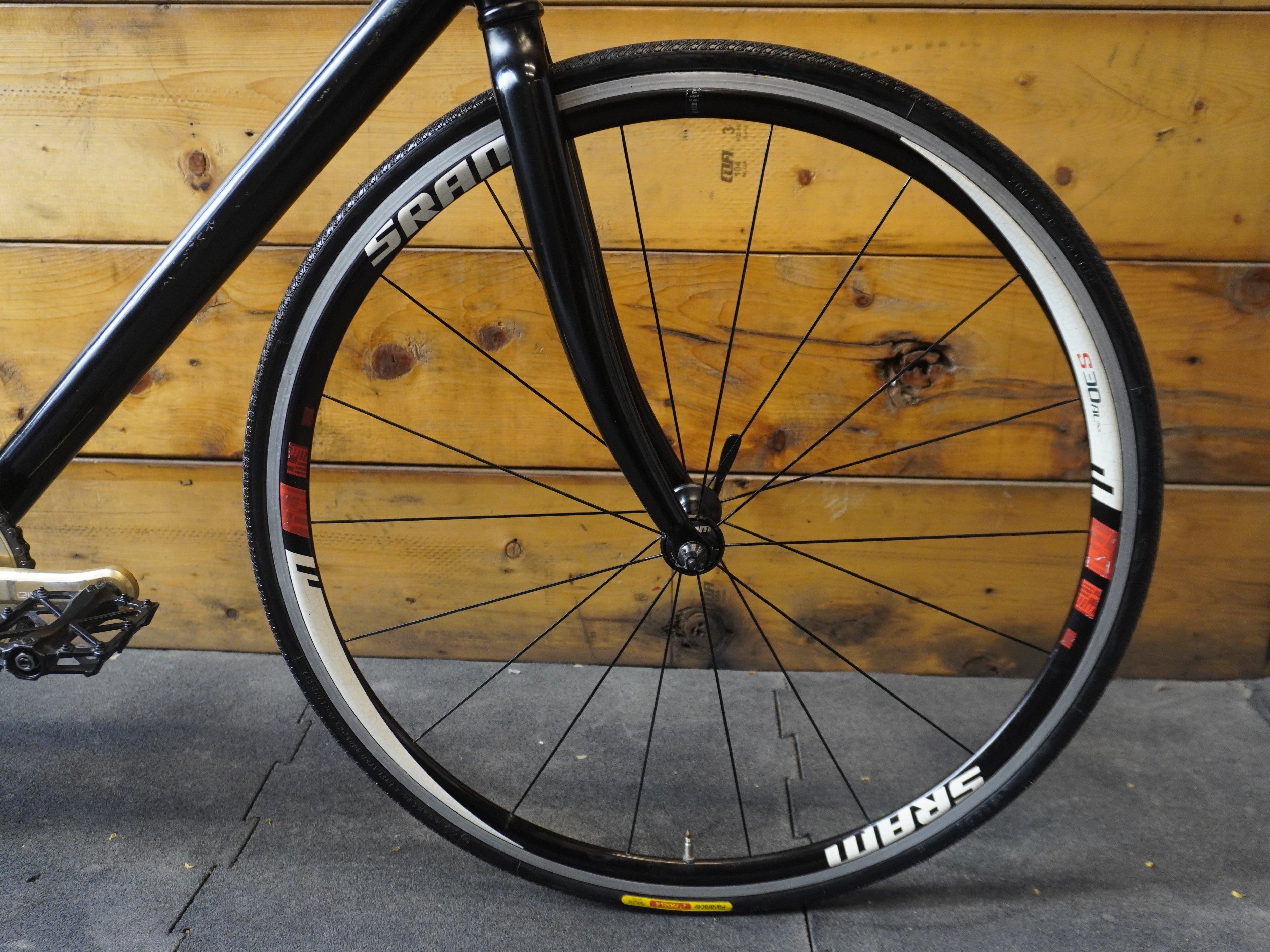 RENT Sleek Fixie Bike