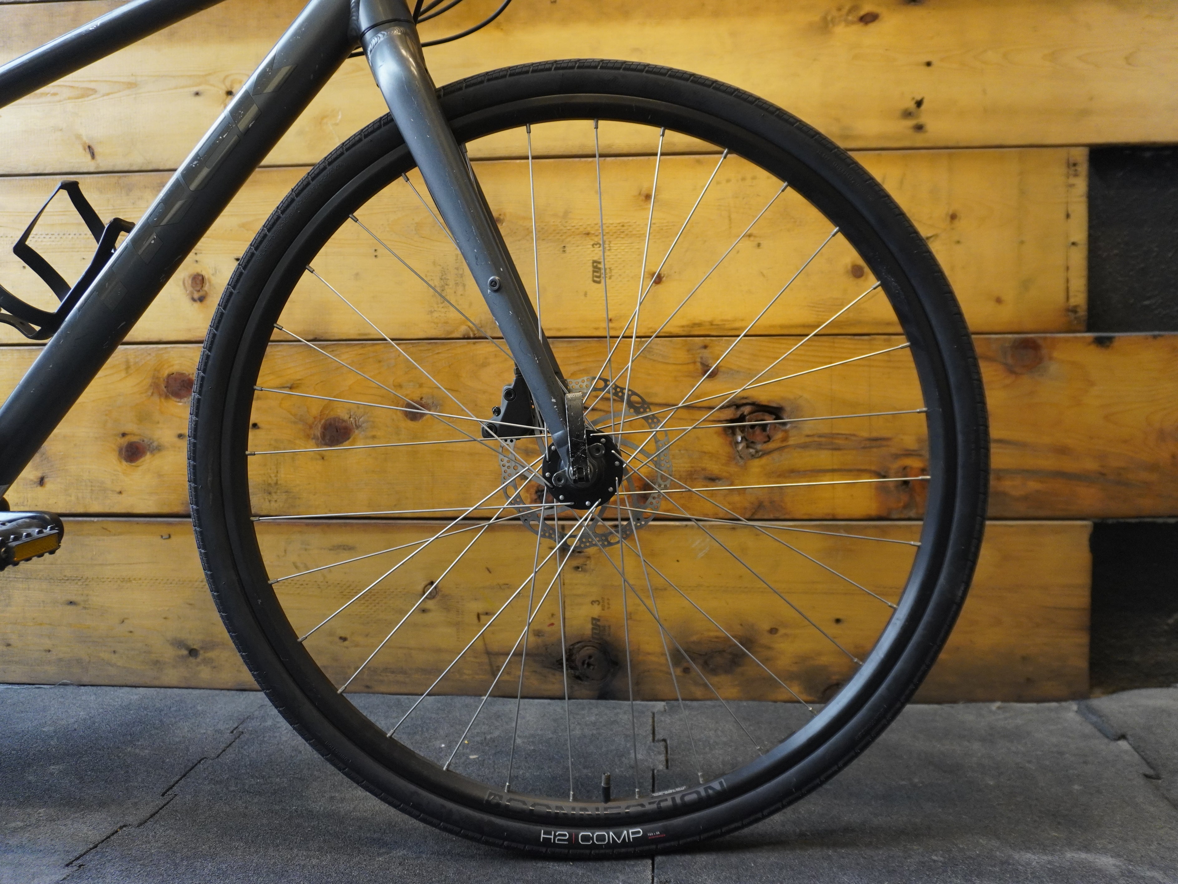 Trek FX2 Hybrid Bike
