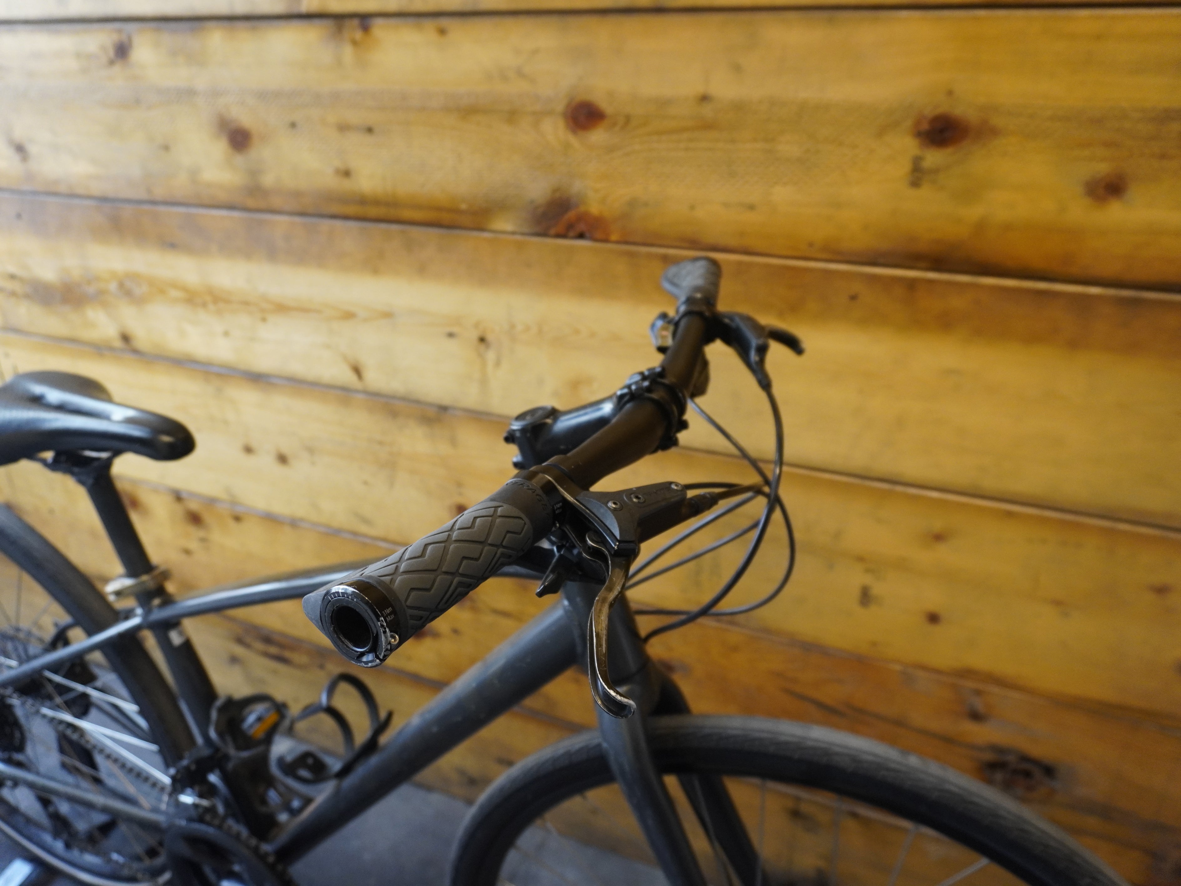 Trek FX2 Hybrid Bike