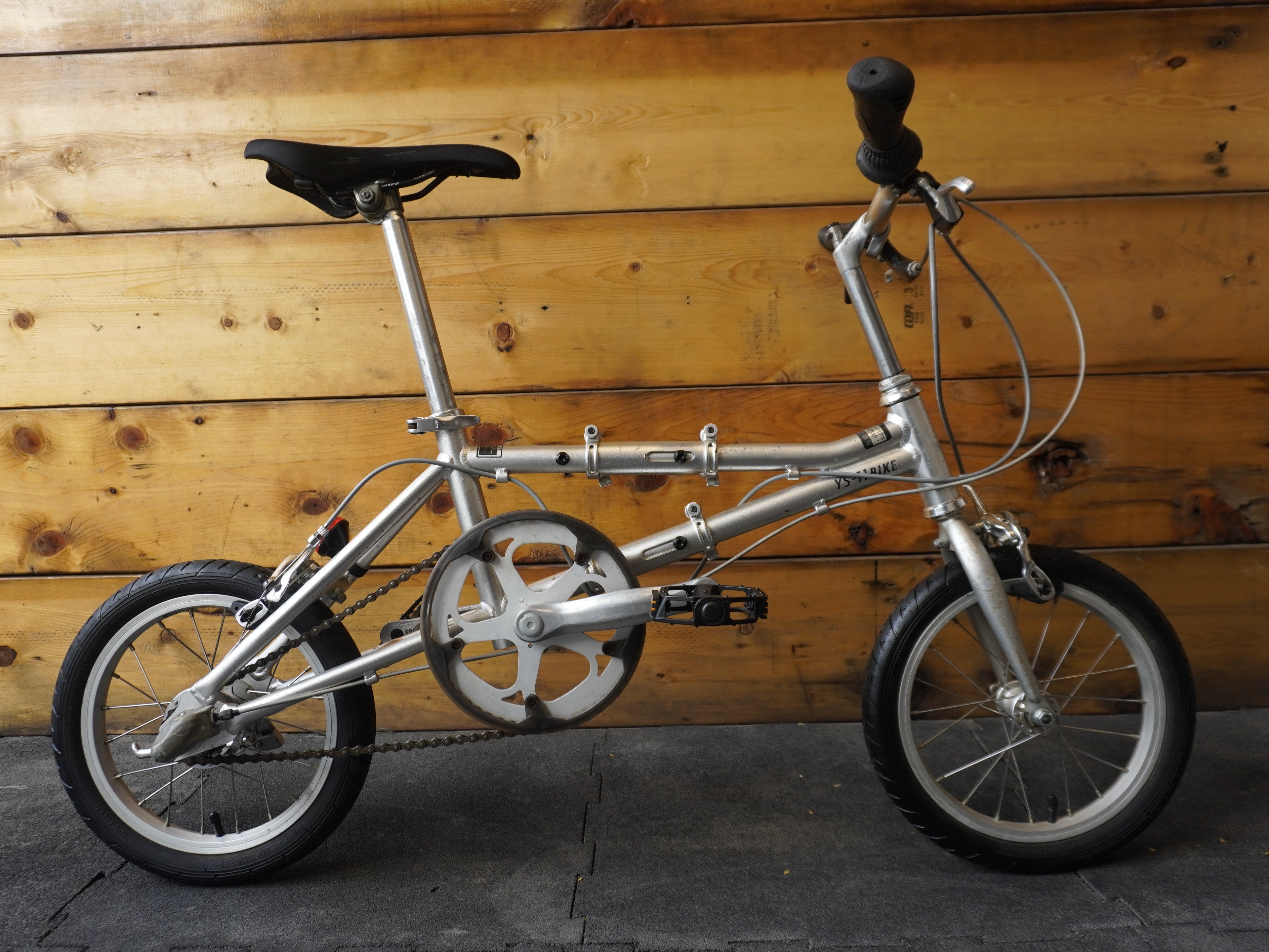 RENT BMX YS-11 Tourer Bike
