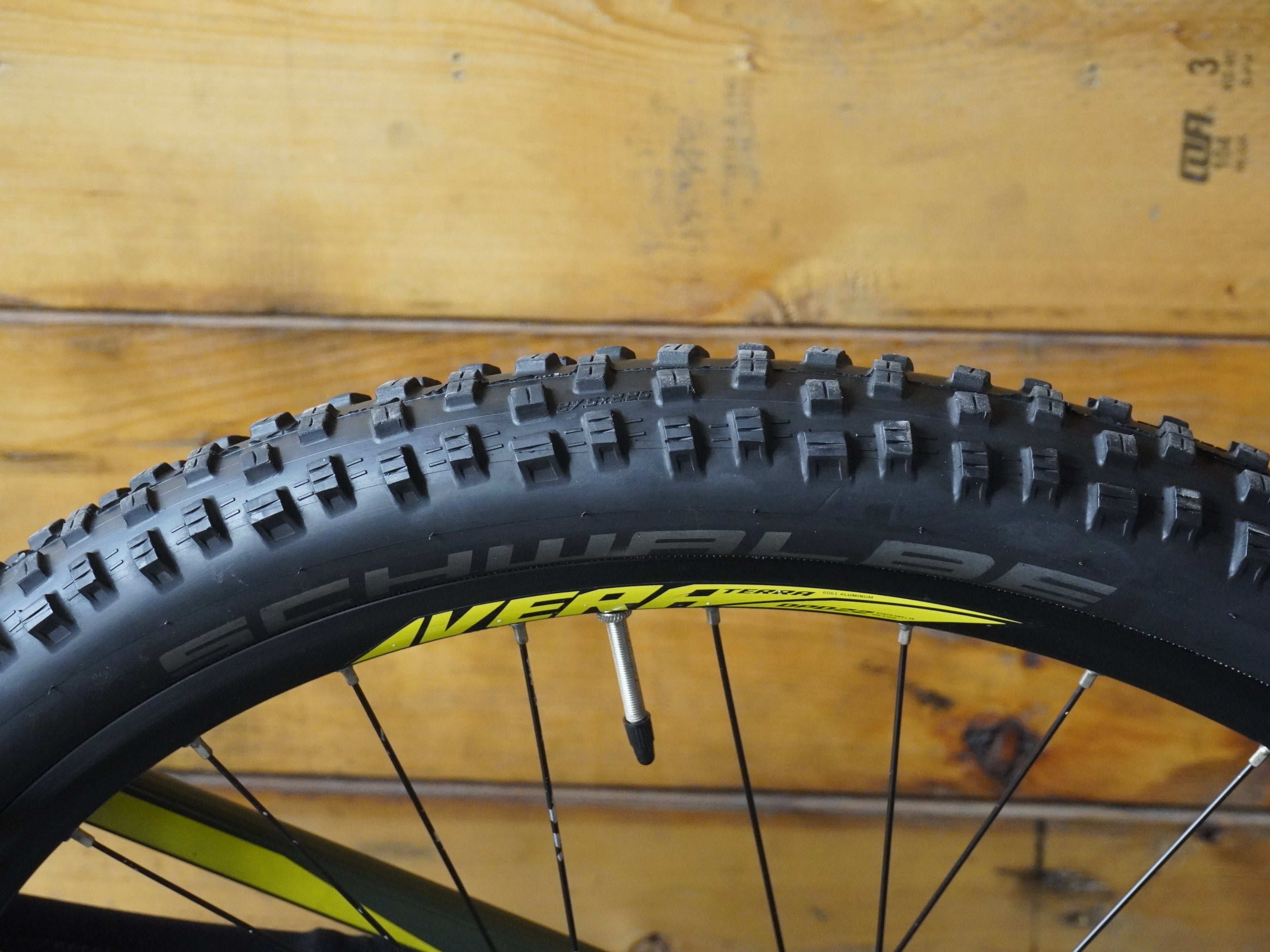 Fuji Reveal 27.5 Mountain Bike