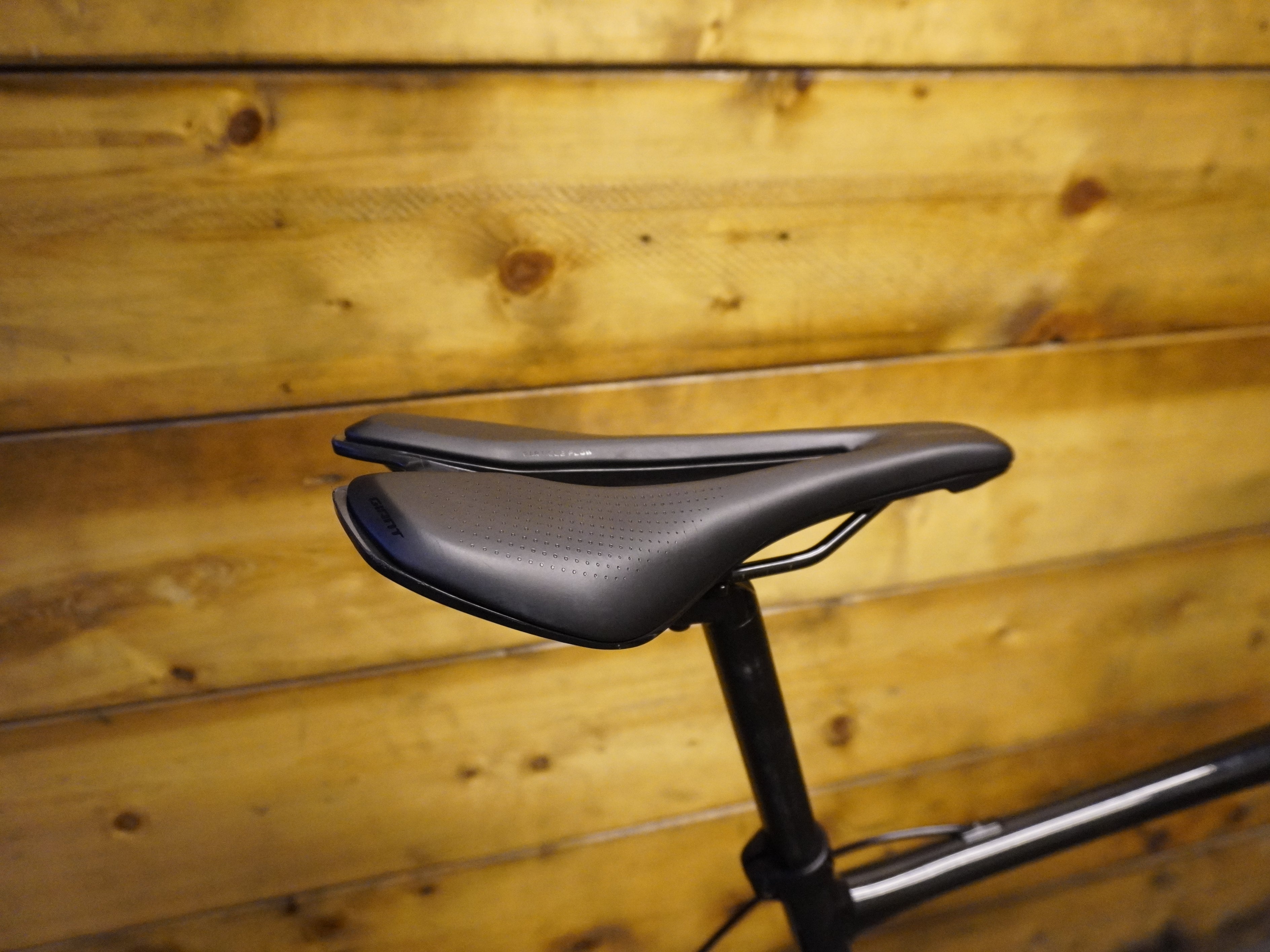 Giant Contend 2 Road Bike