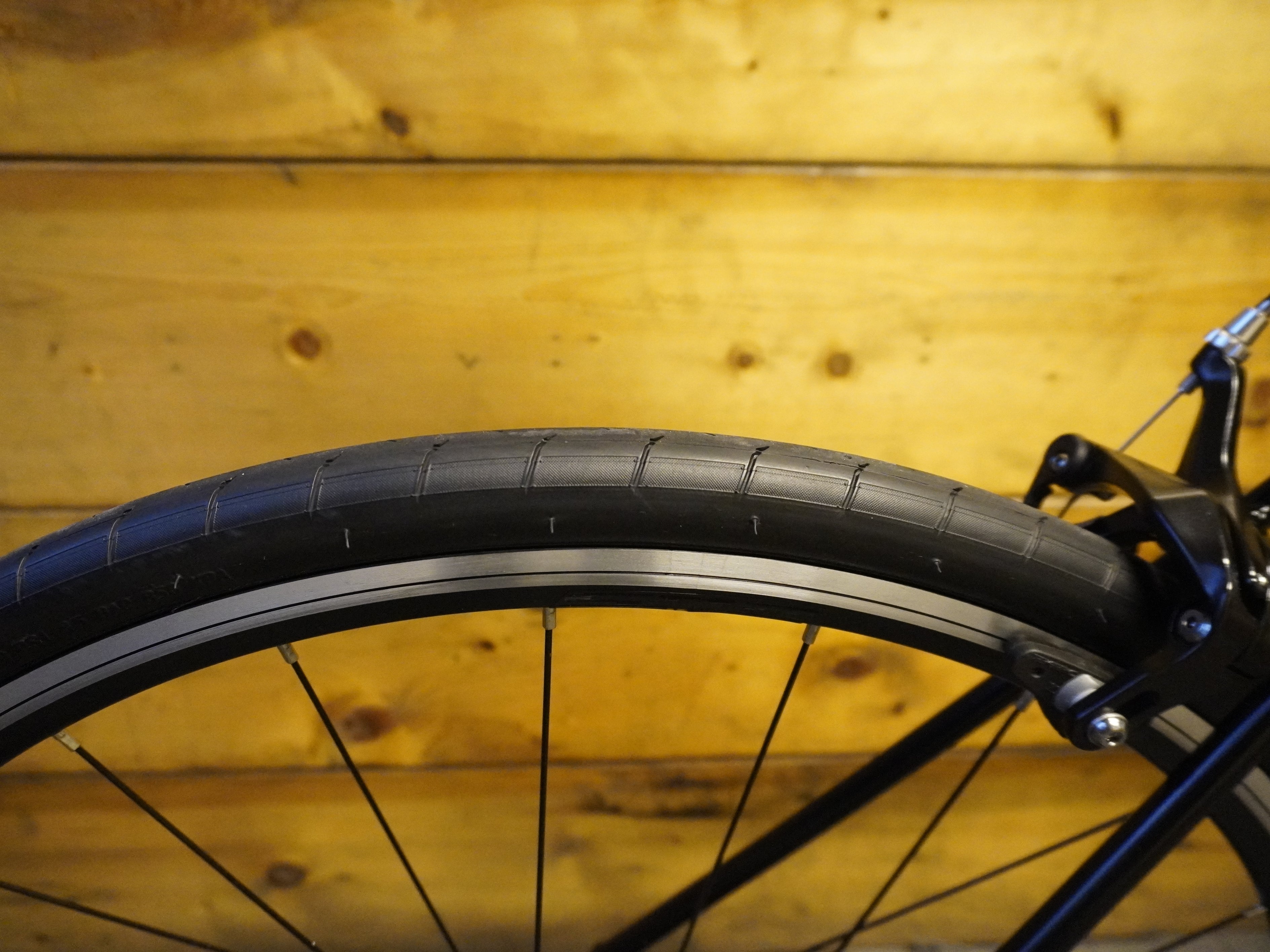 Giant Contend 2 Road Bike