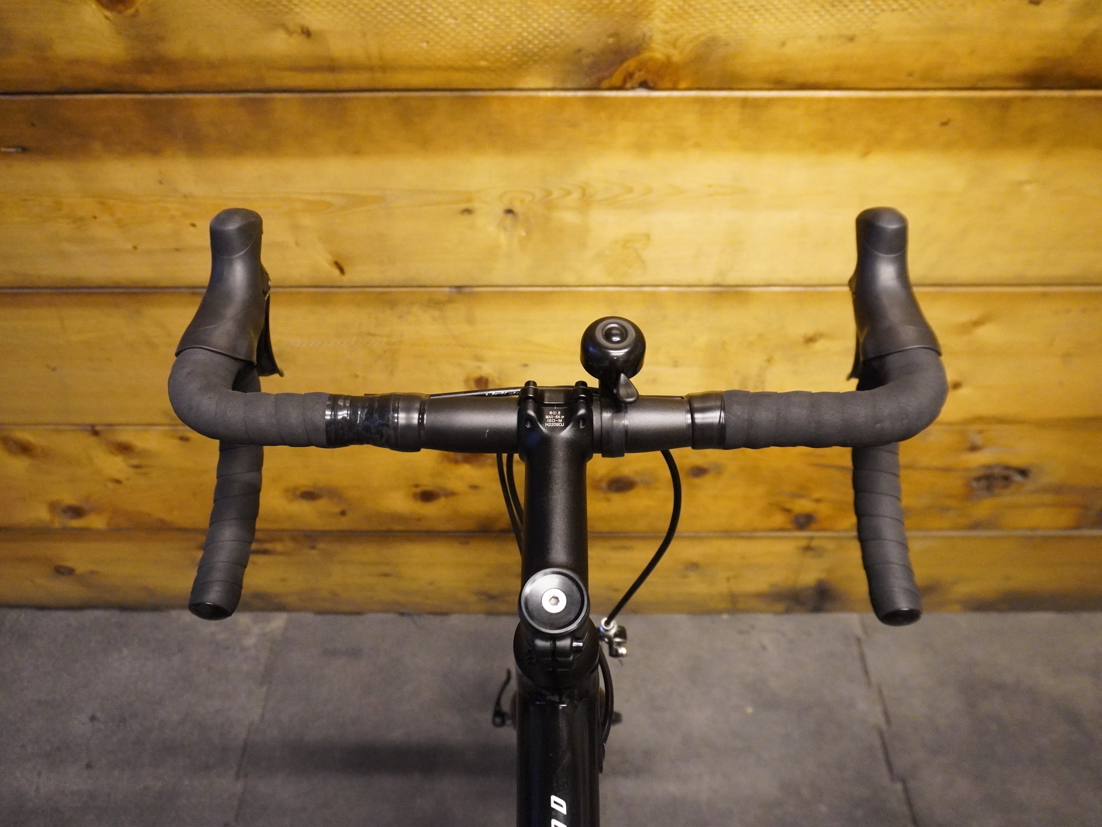 Giant Contend 2 Road Bike