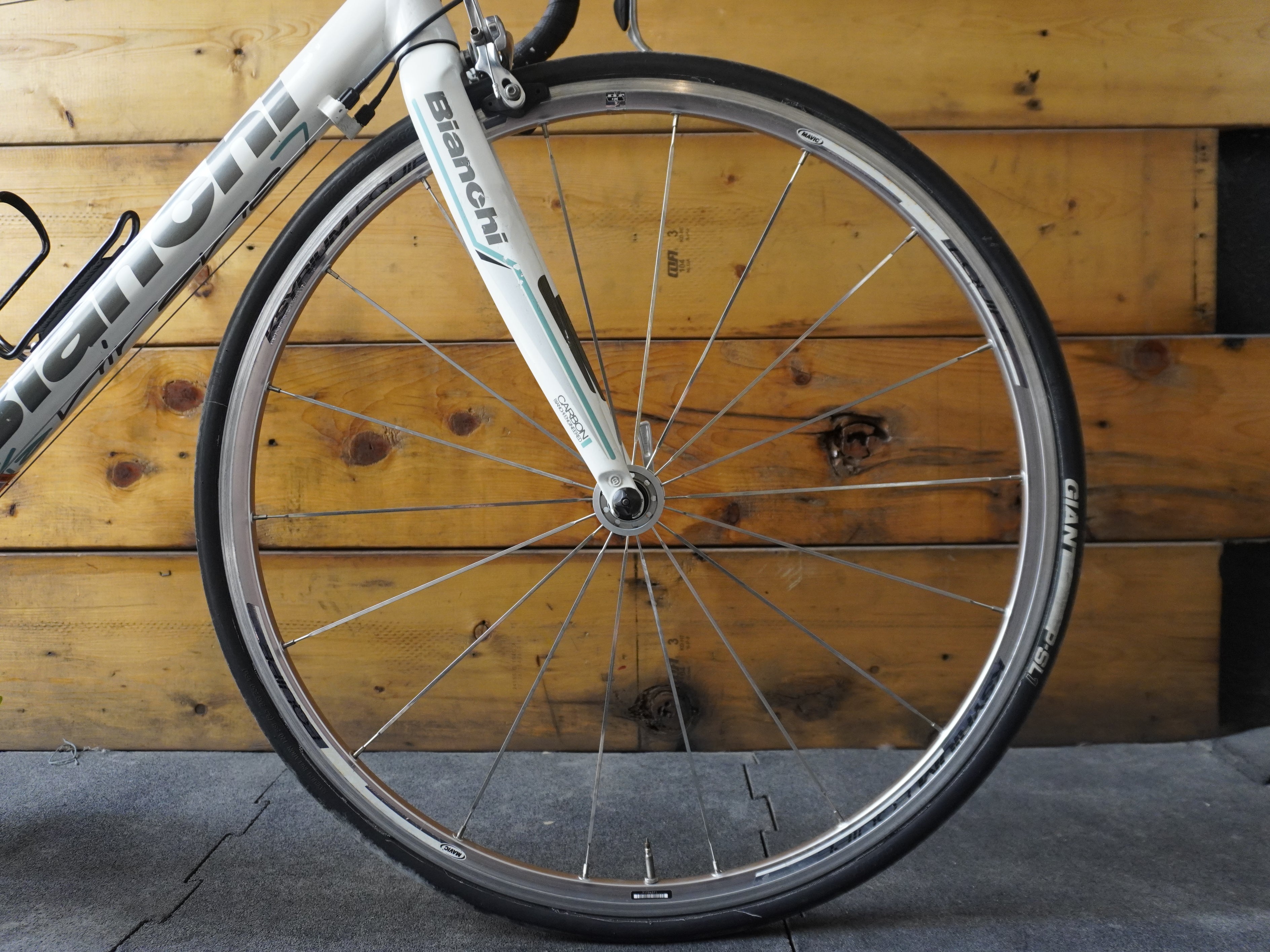 RENT Bianchi Via Nirone 7 Road Bike