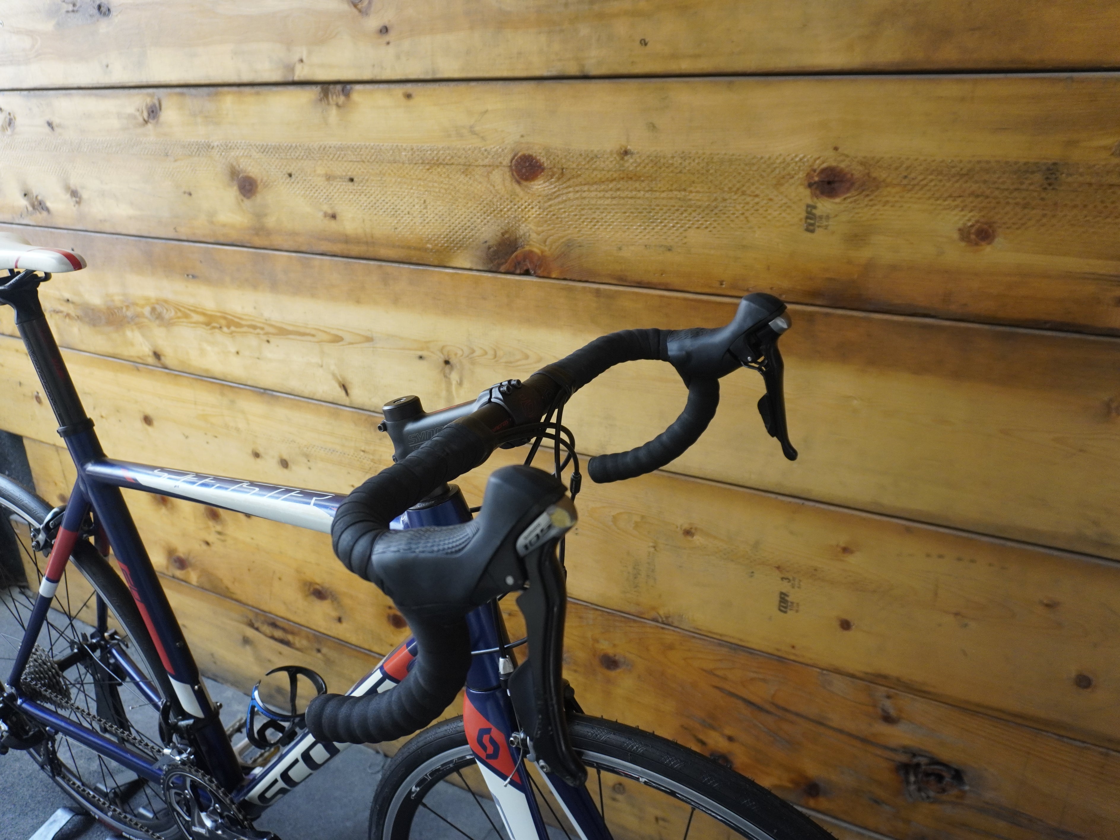 RENT Scott Speedster 20 Road Bike