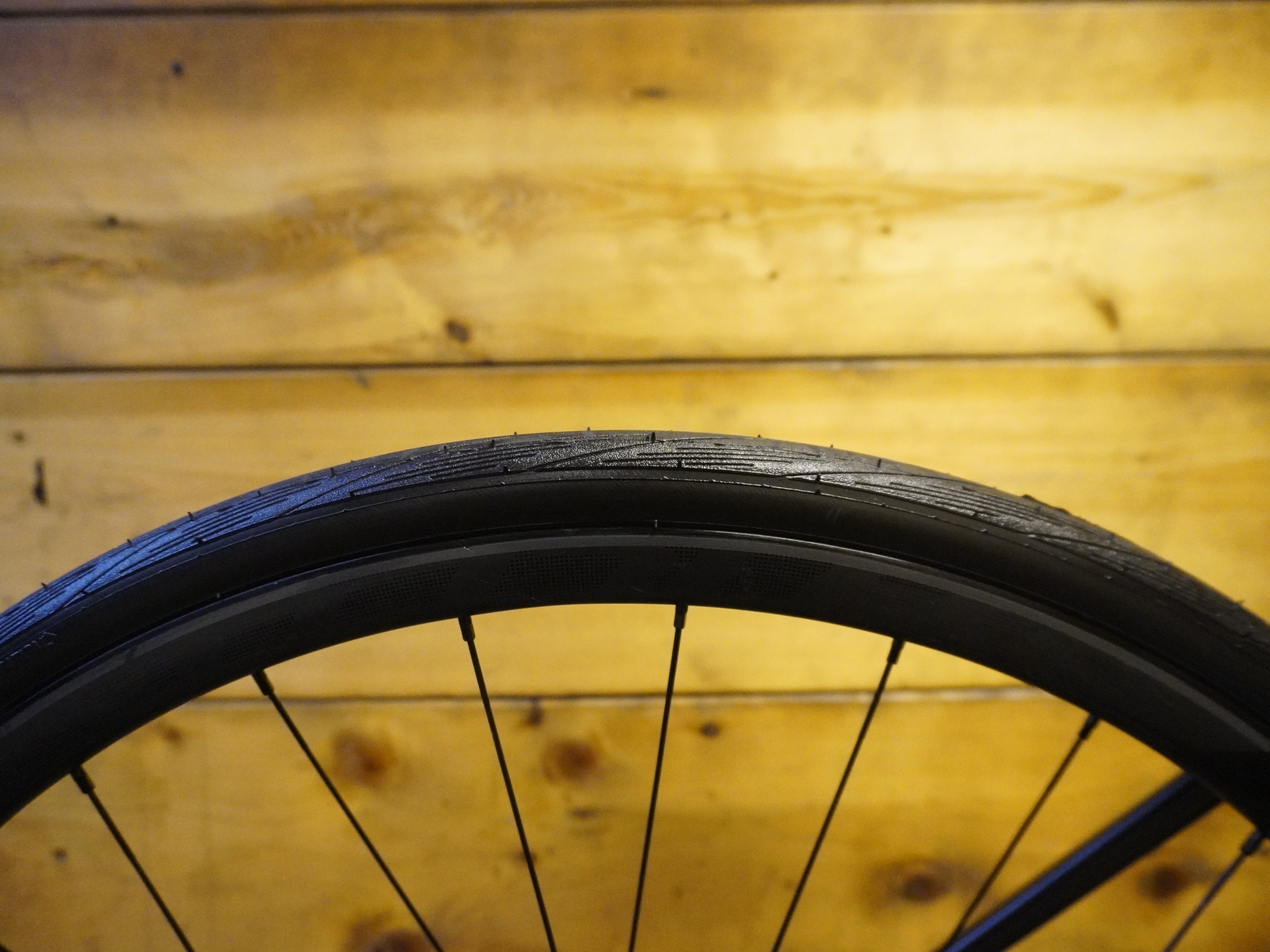RENT Scott Addict 30 Road Bike