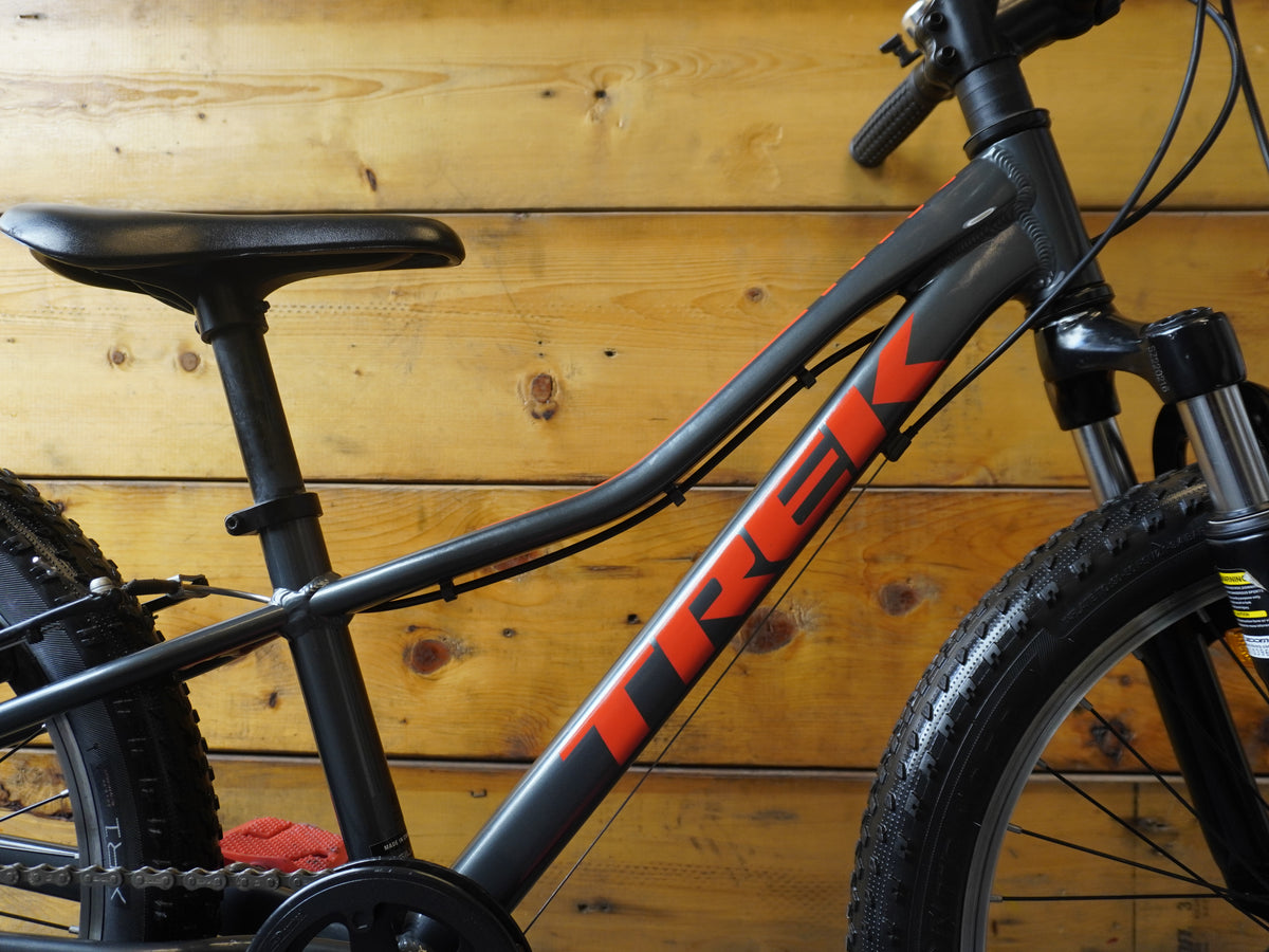 Trek Precaliber 20" Kids Bike