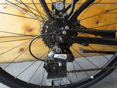 Giant Escape 2 Hybrid Bike
