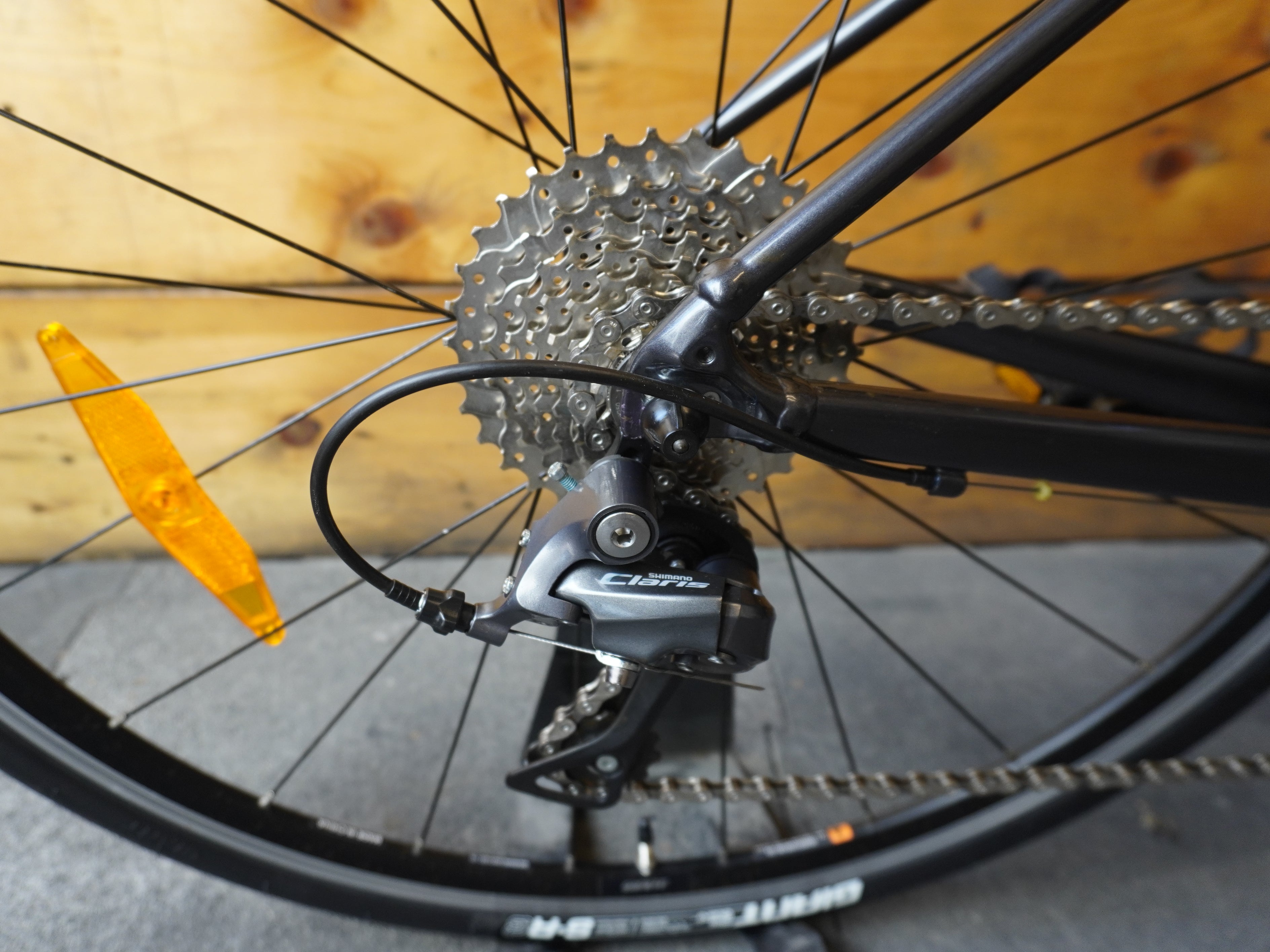 RENT Giant Contend Road Bike