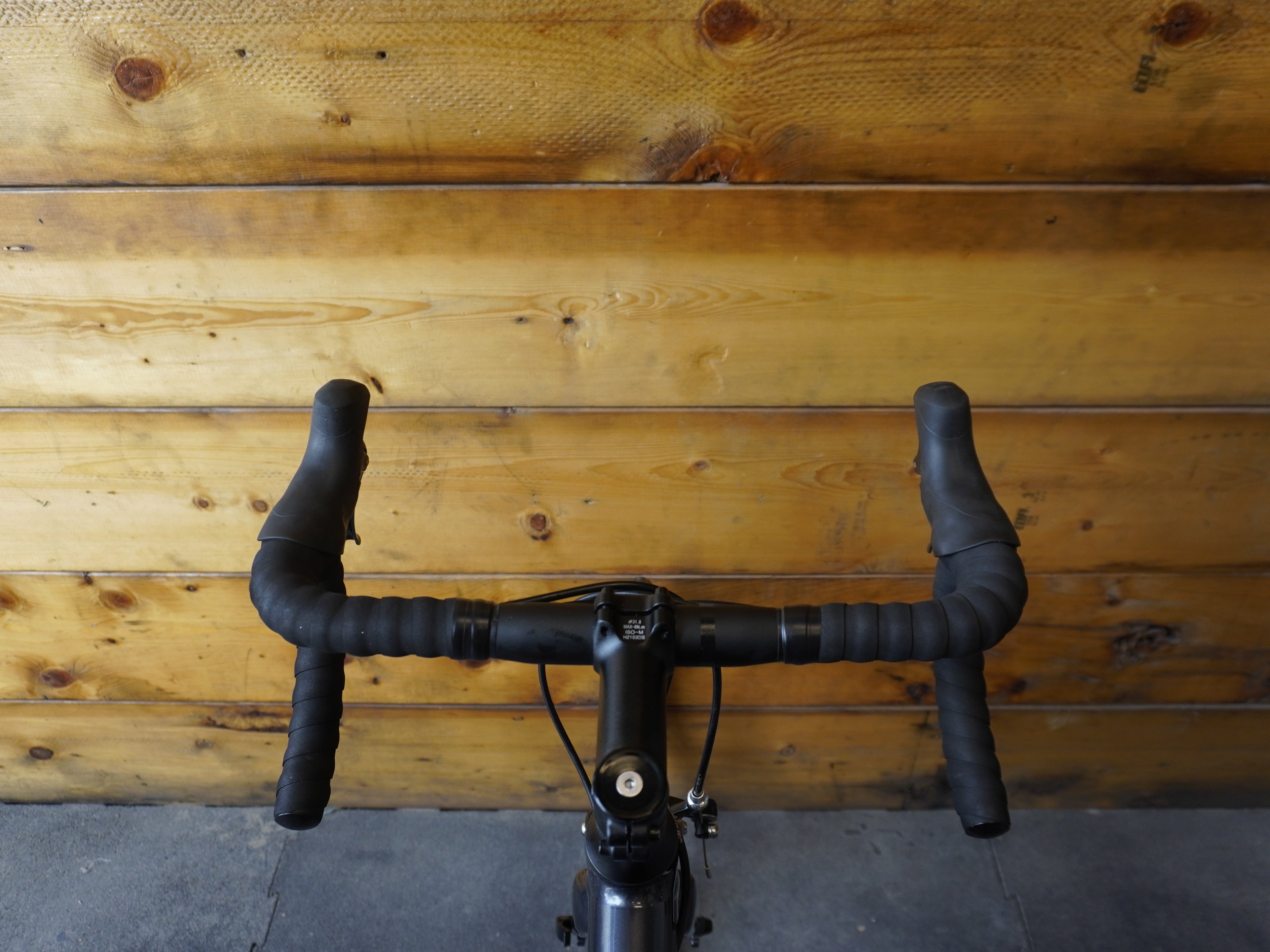 RENT Giant Contend Road Bike