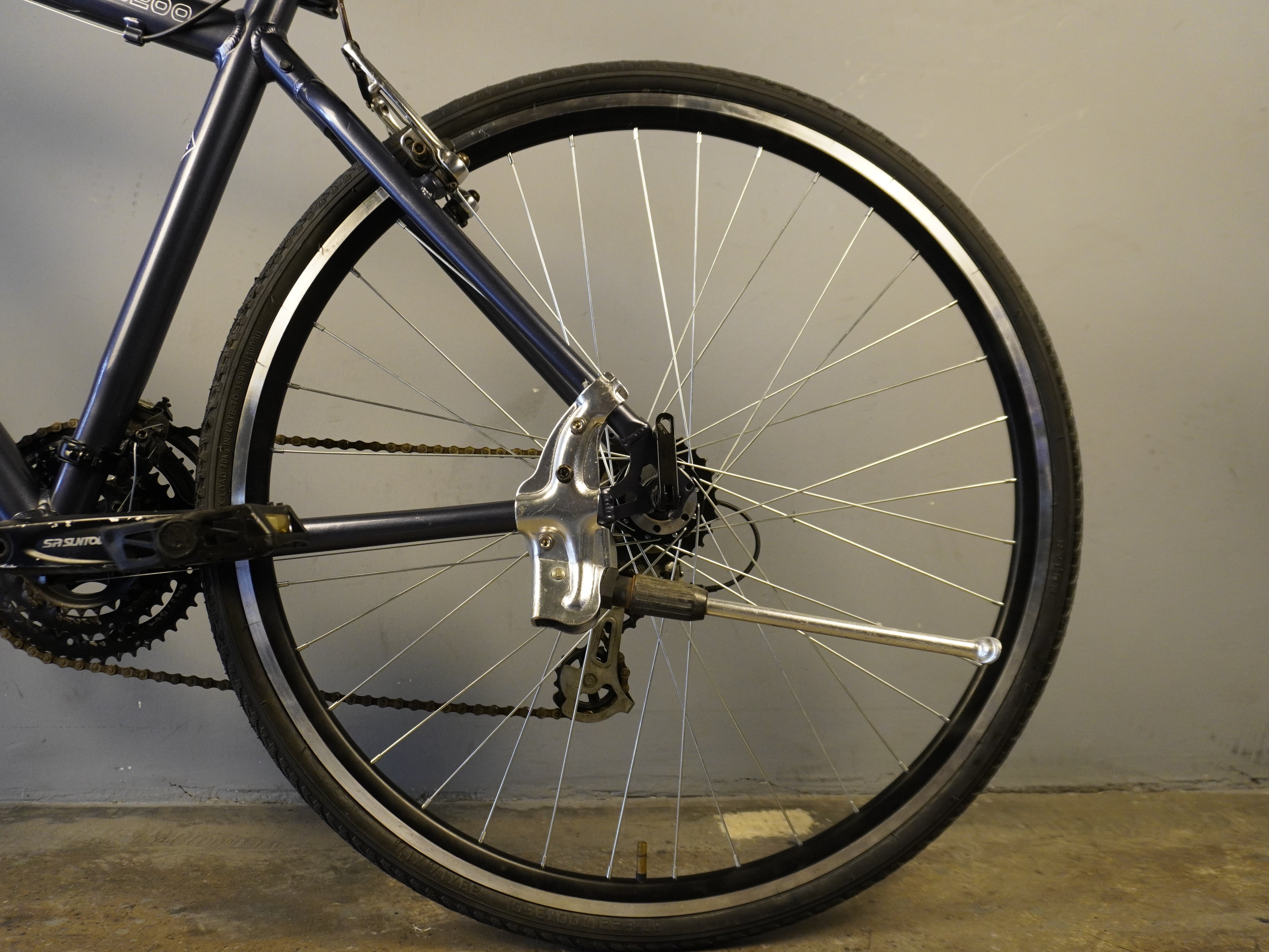 RENT Giant CS3200 Mountain Bike