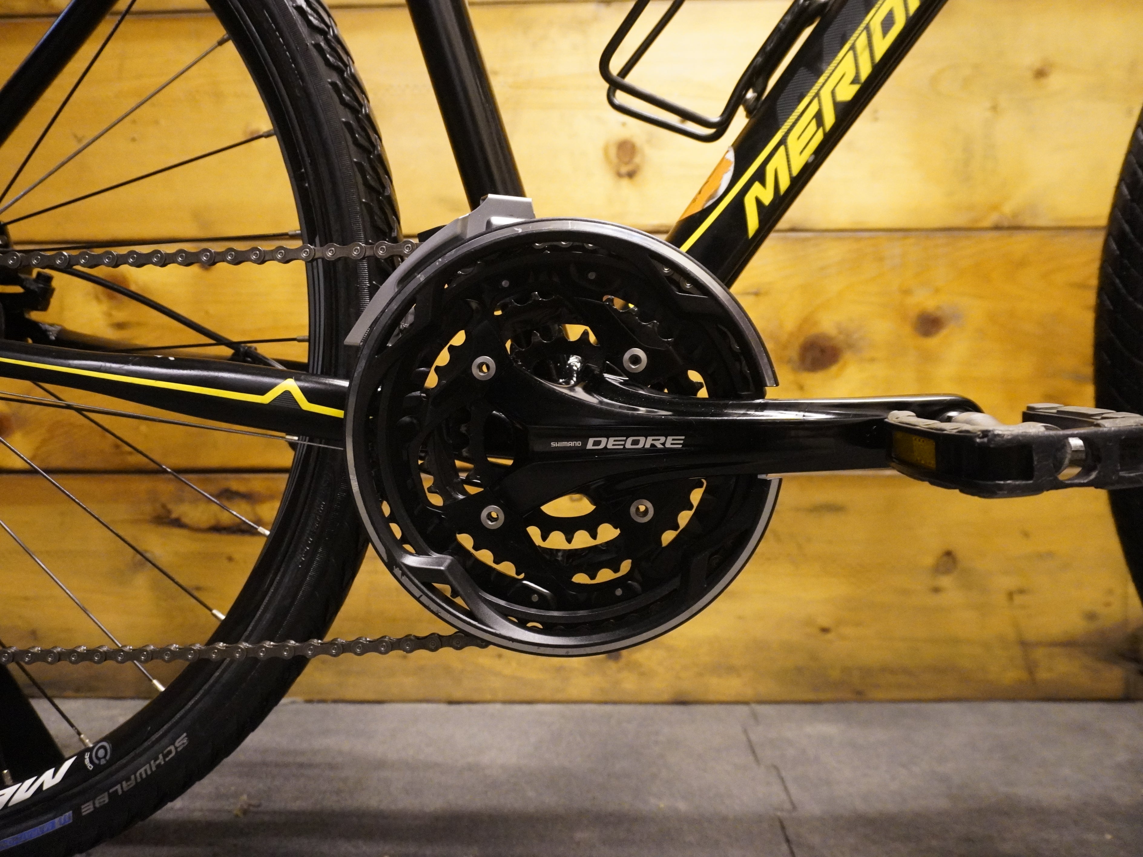 RENT Merida Crossway 600 Hybrid Bike