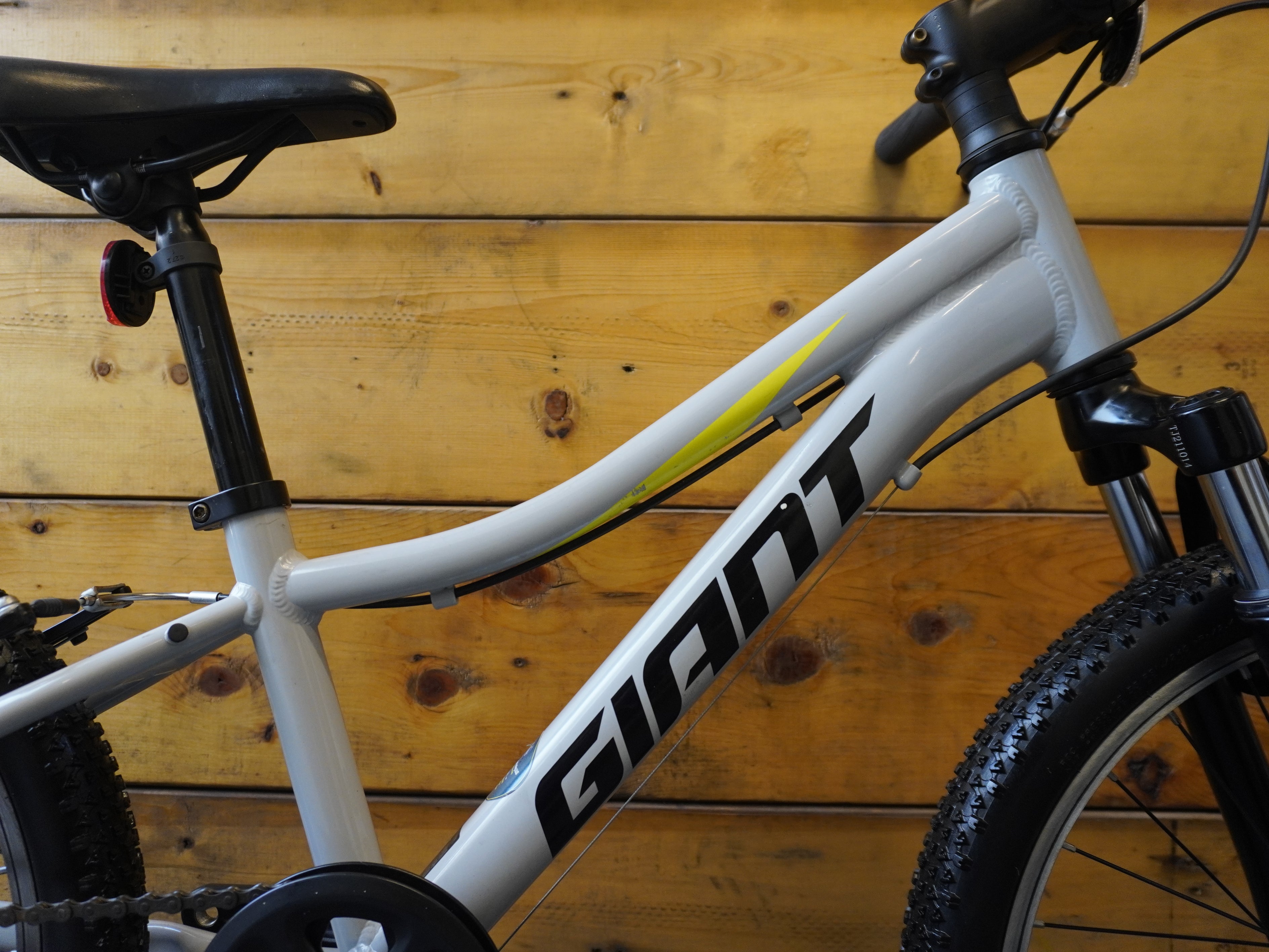 RENT Giant XTC 20" Kids Bike