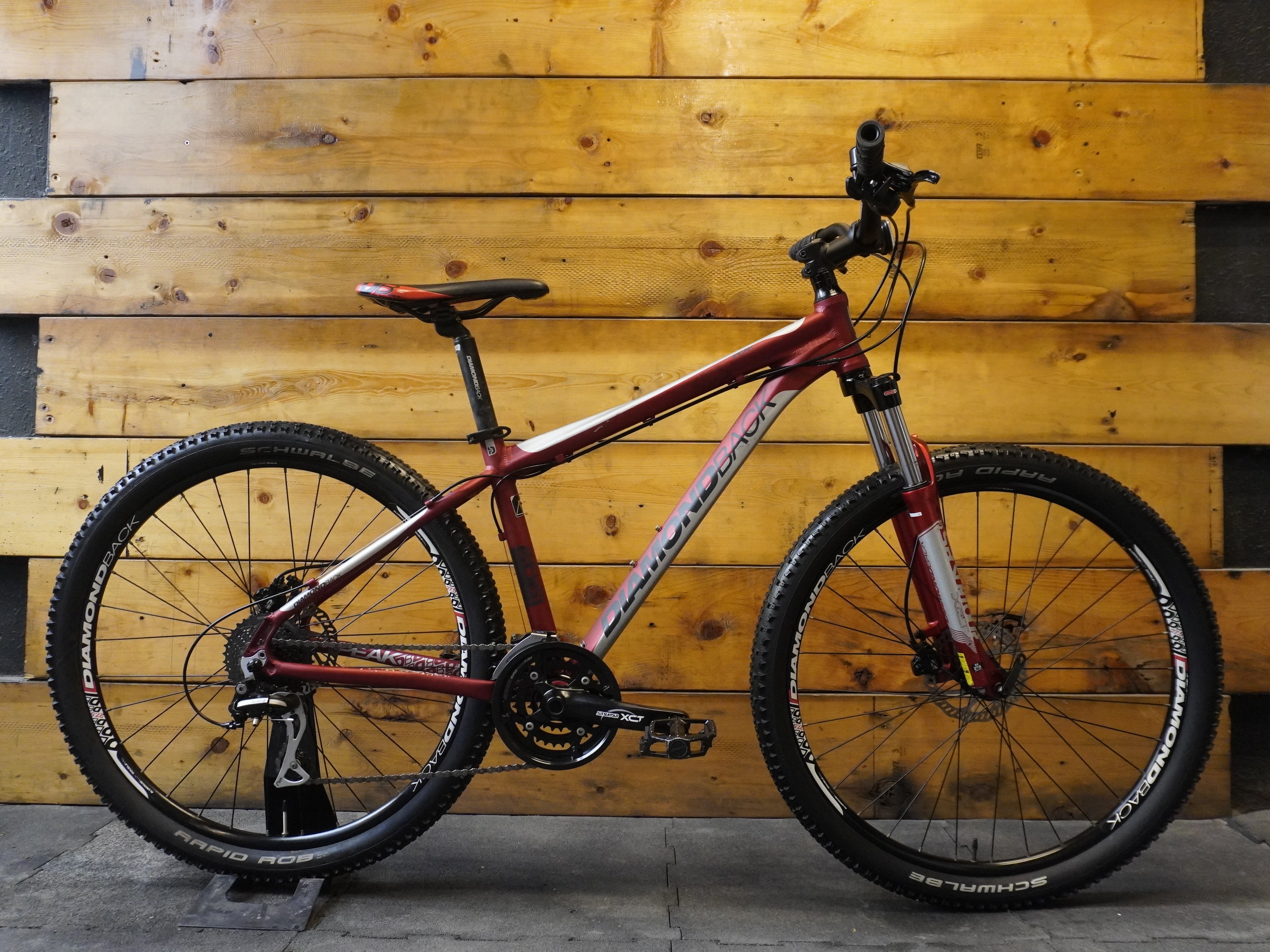 RENT DiamondBack Peak Mountain Bike