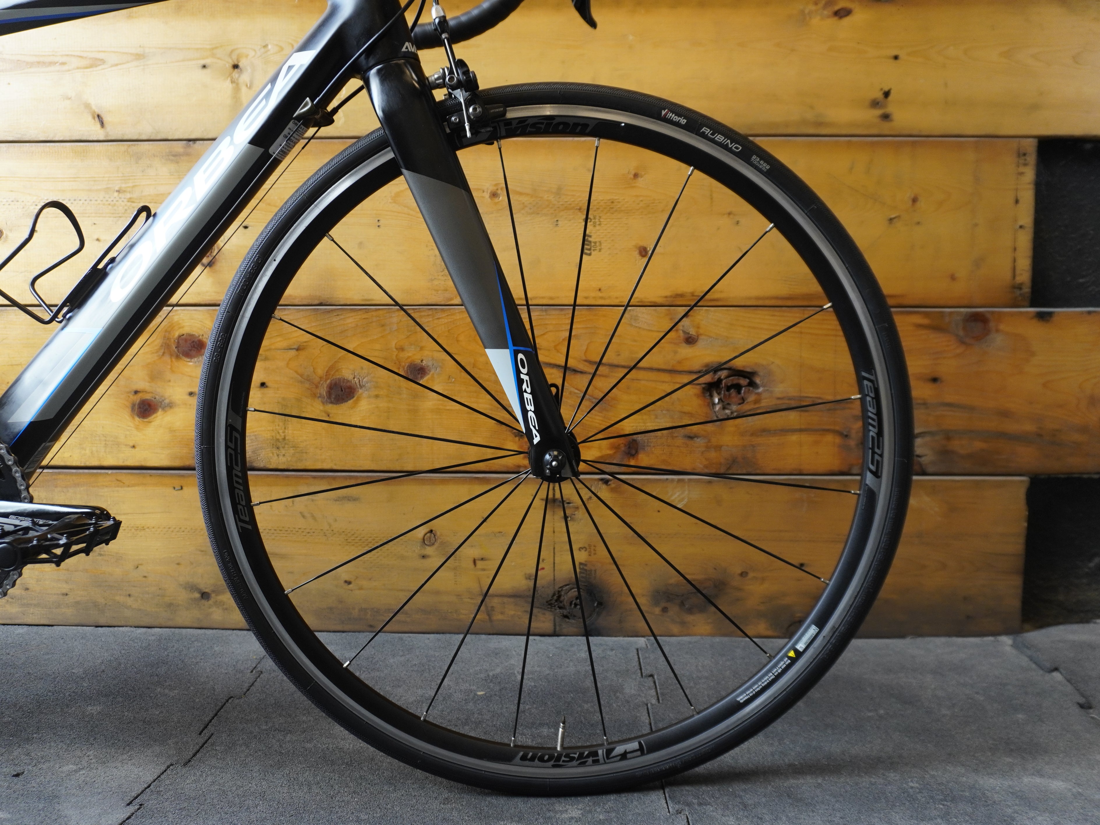 RENT Orbea Avant Road Bike