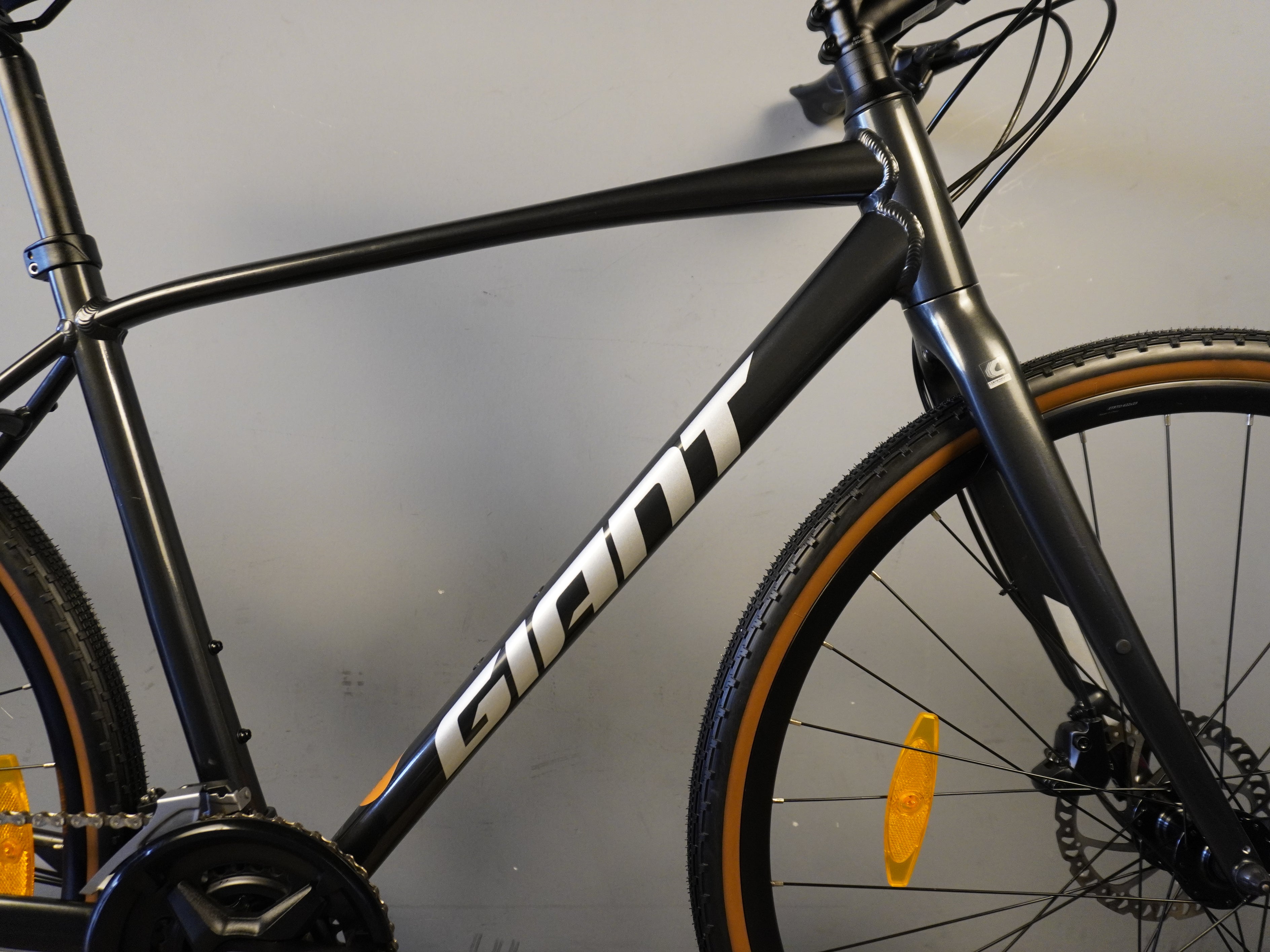 Giant Escape 1 Hybrid Bike