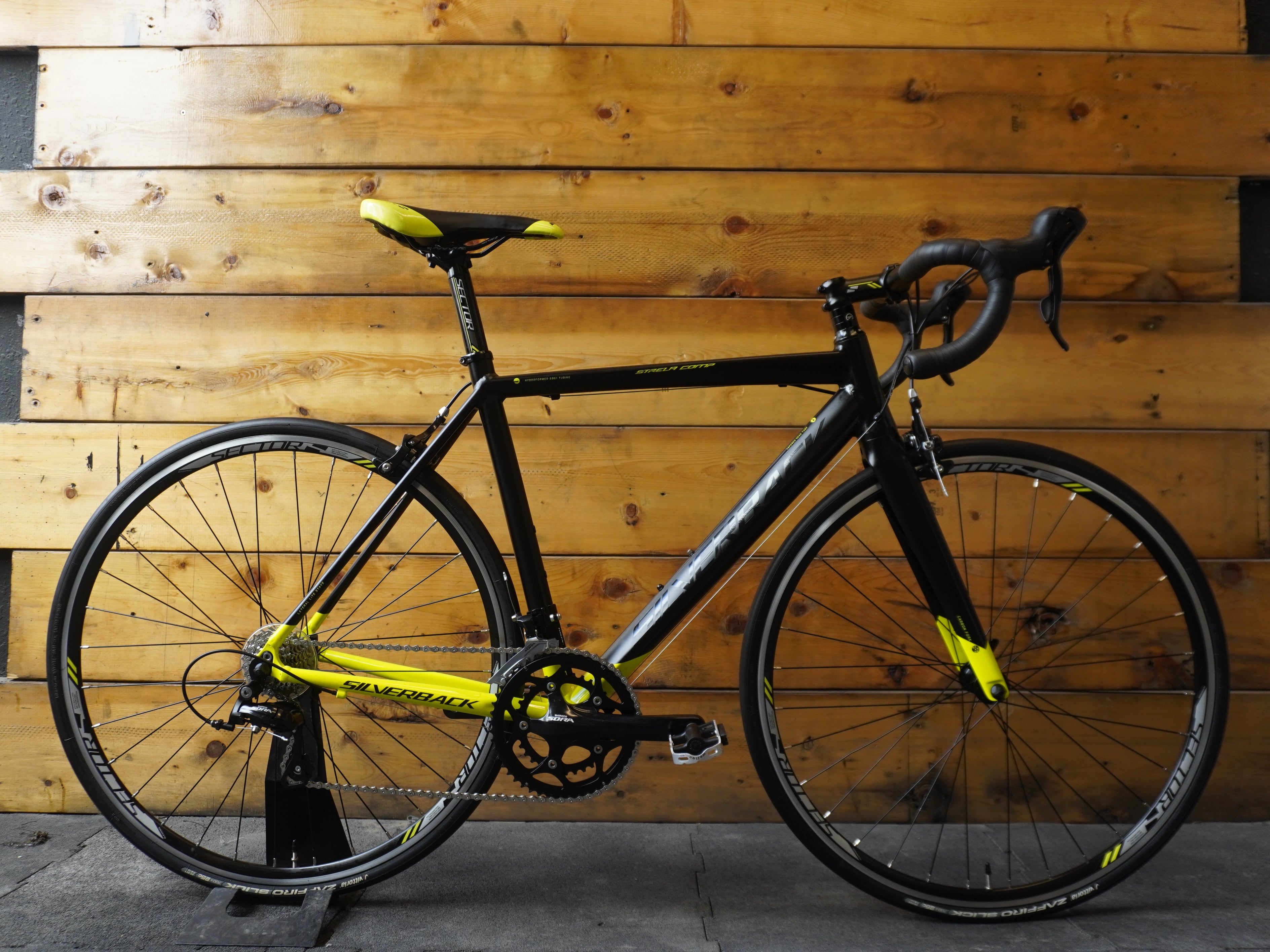 RENT Silverback Strela Comp Road Bike