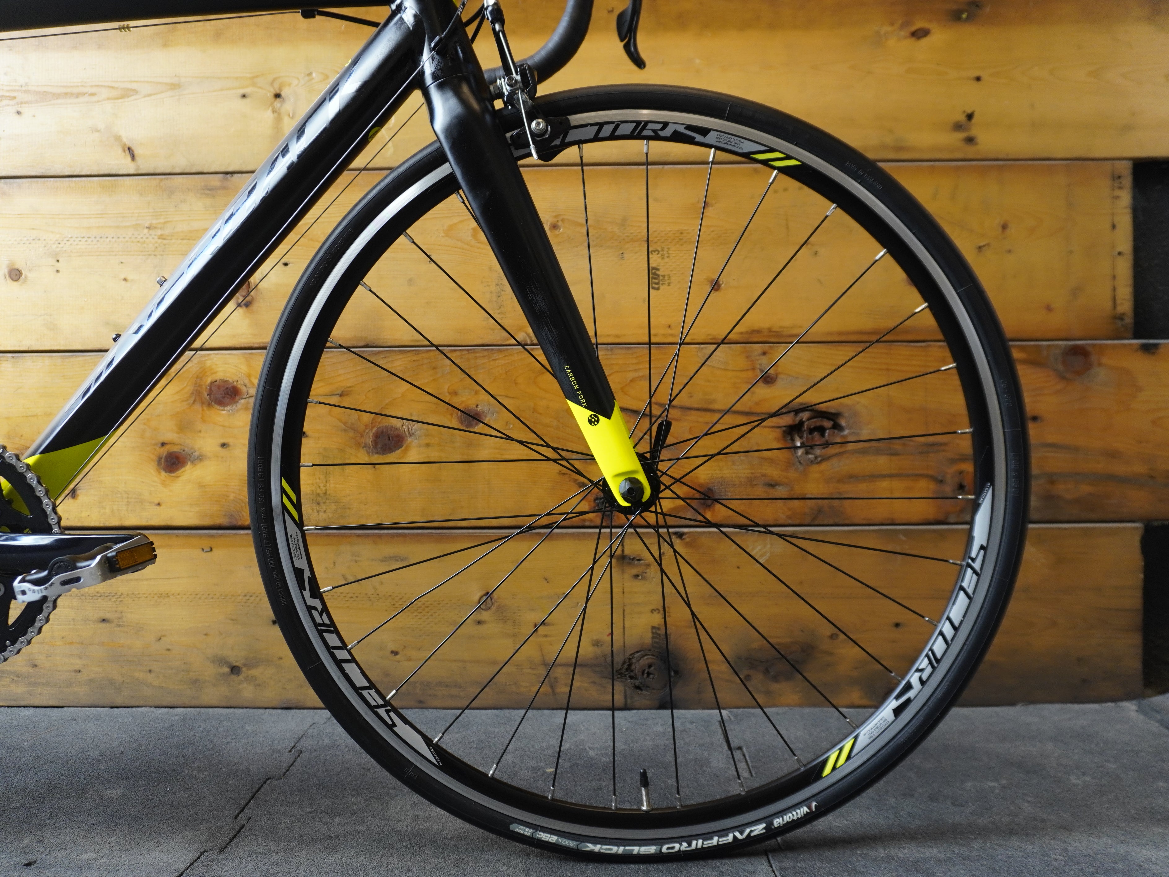 Silverback Strela Comp Road Bike