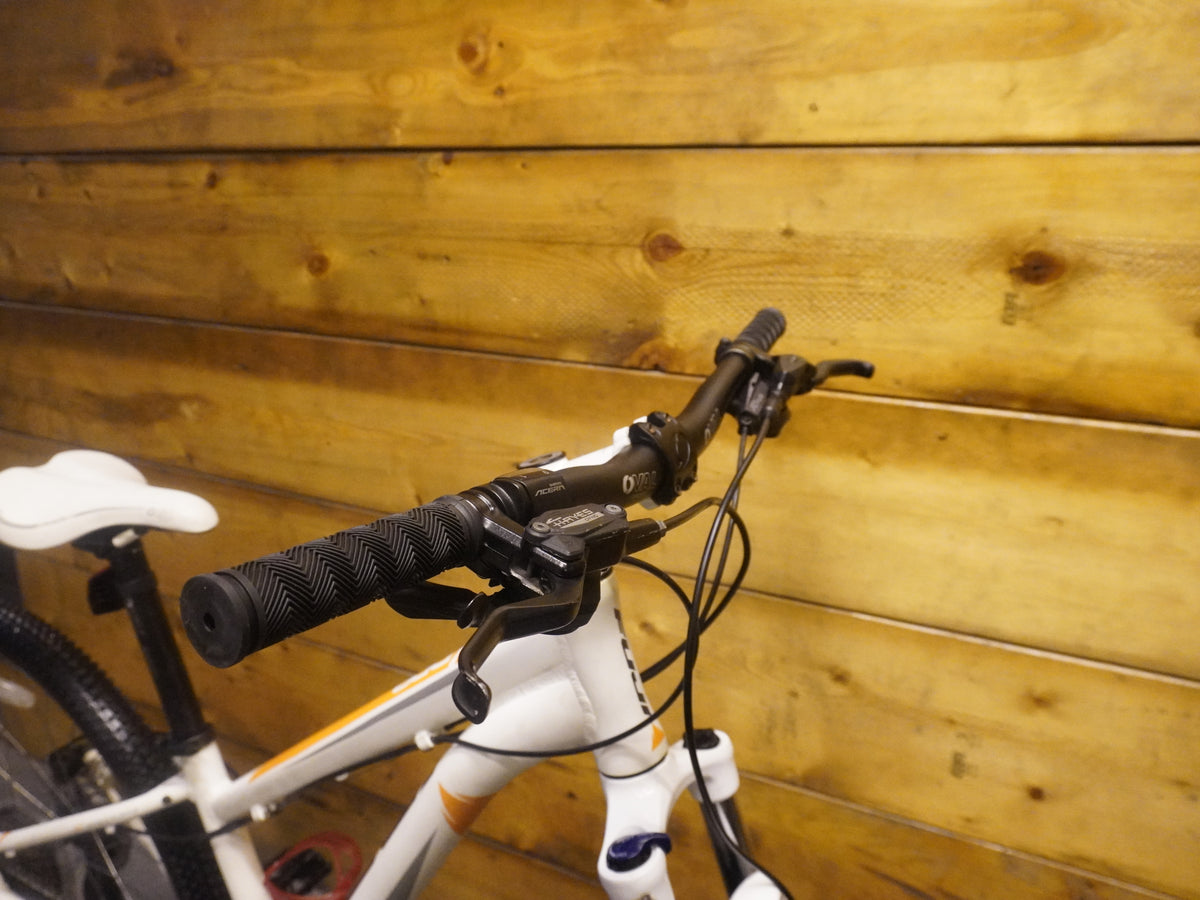 RENT Fuji Addy Comp 1.3 Mountain Bike