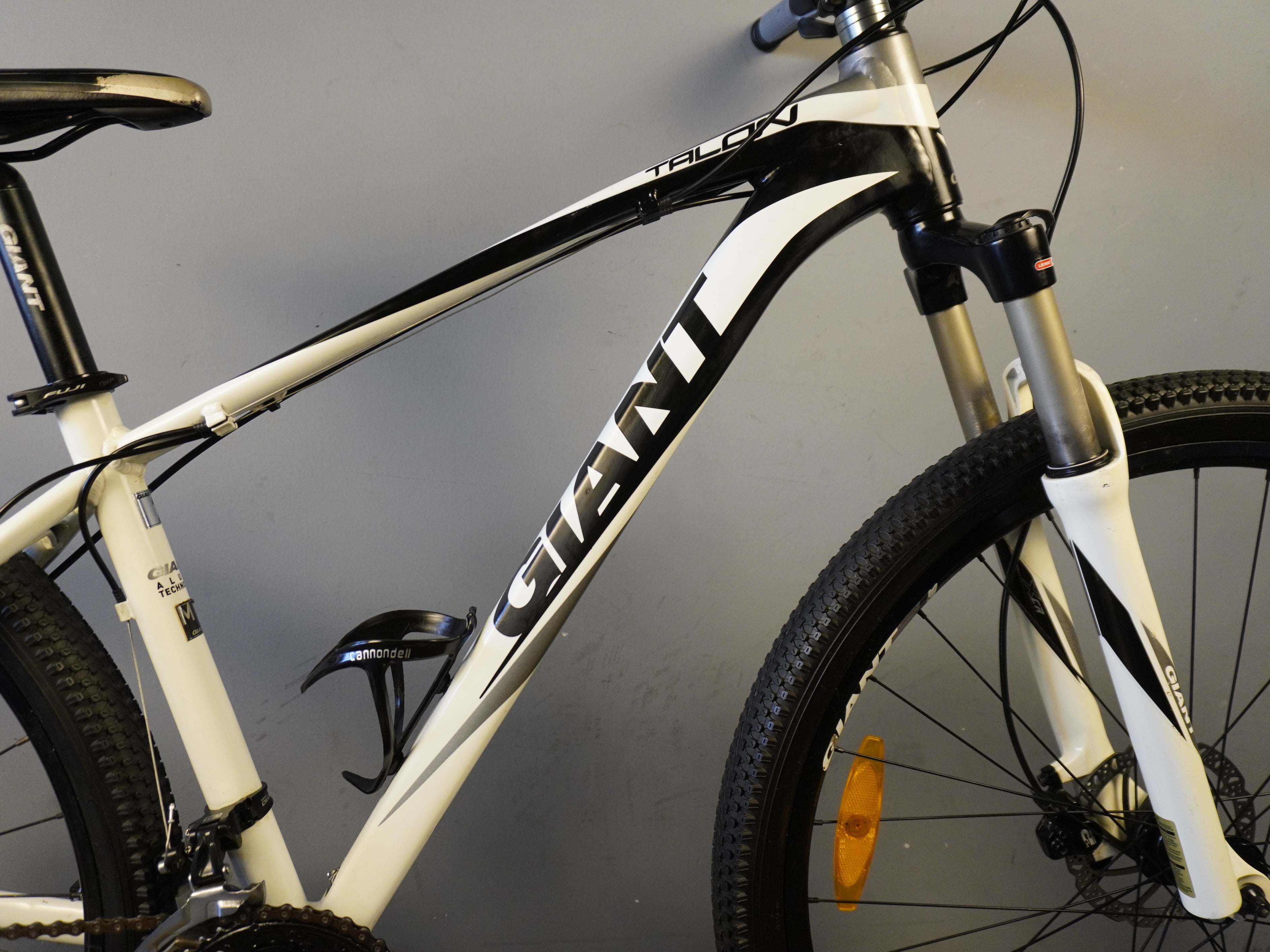 Giant Talon 2 Mountain Bike