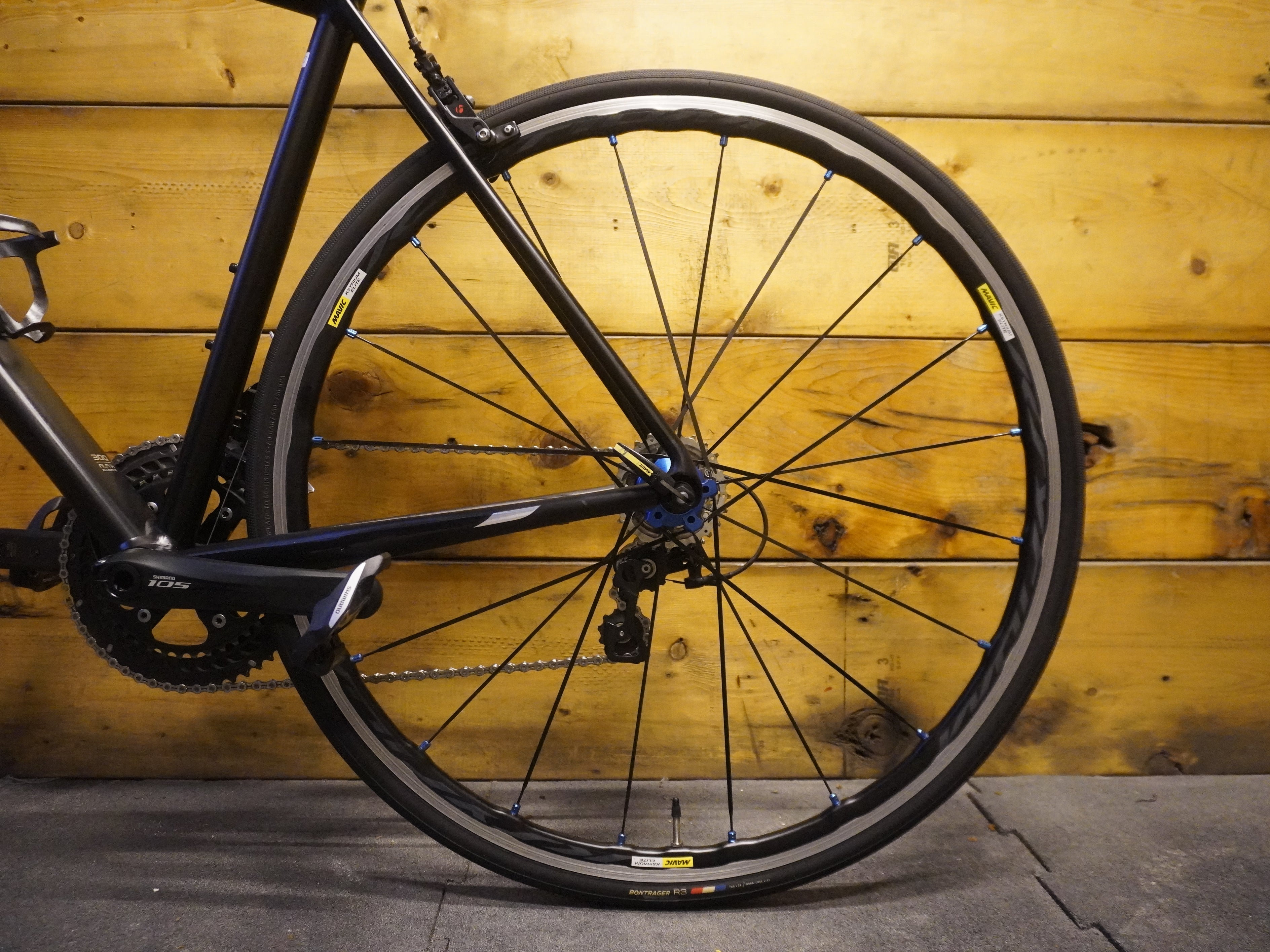 RENT Trek Emonda ALR Road Bike