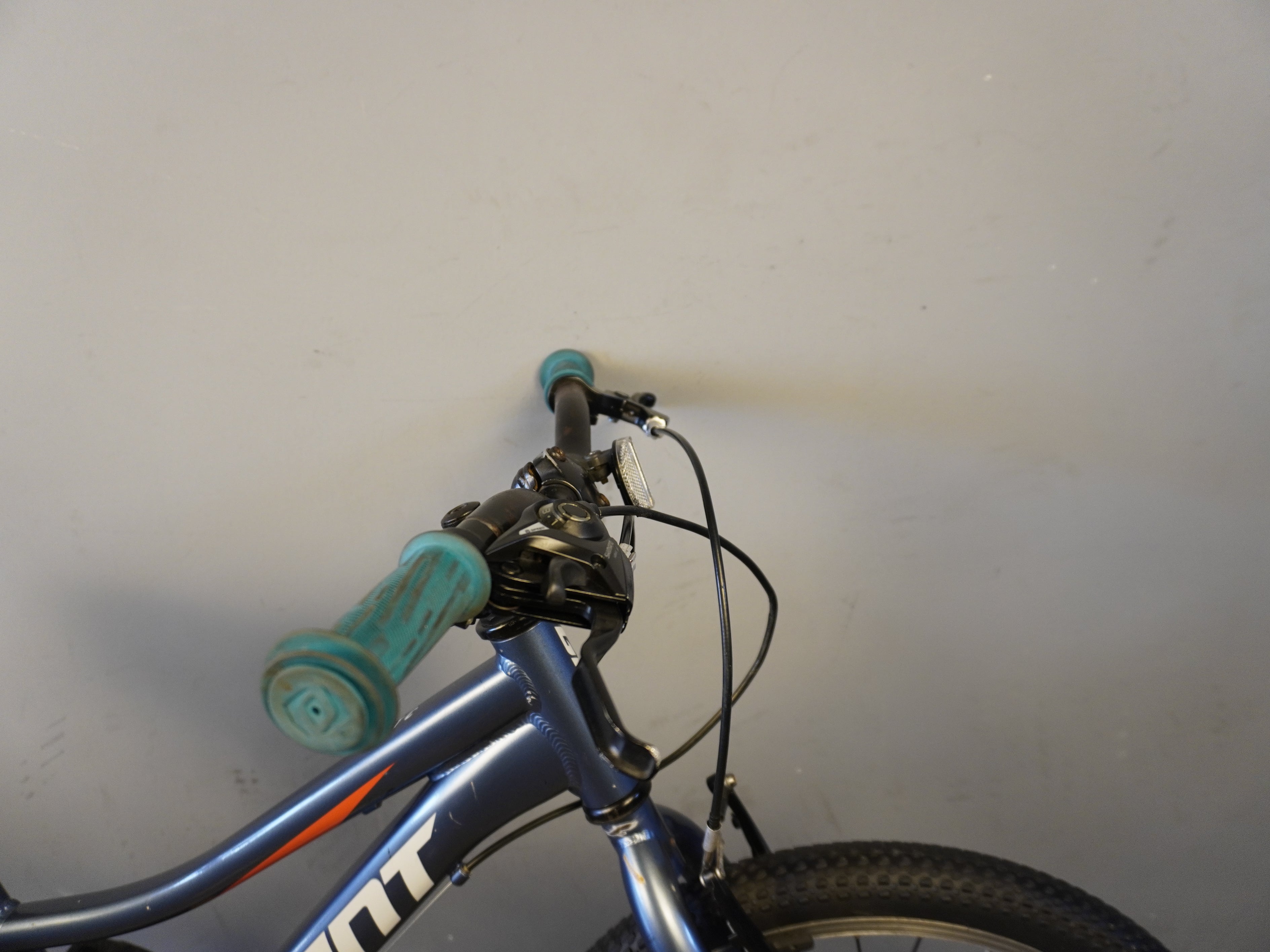 RENT Giant XTC Kids Bike