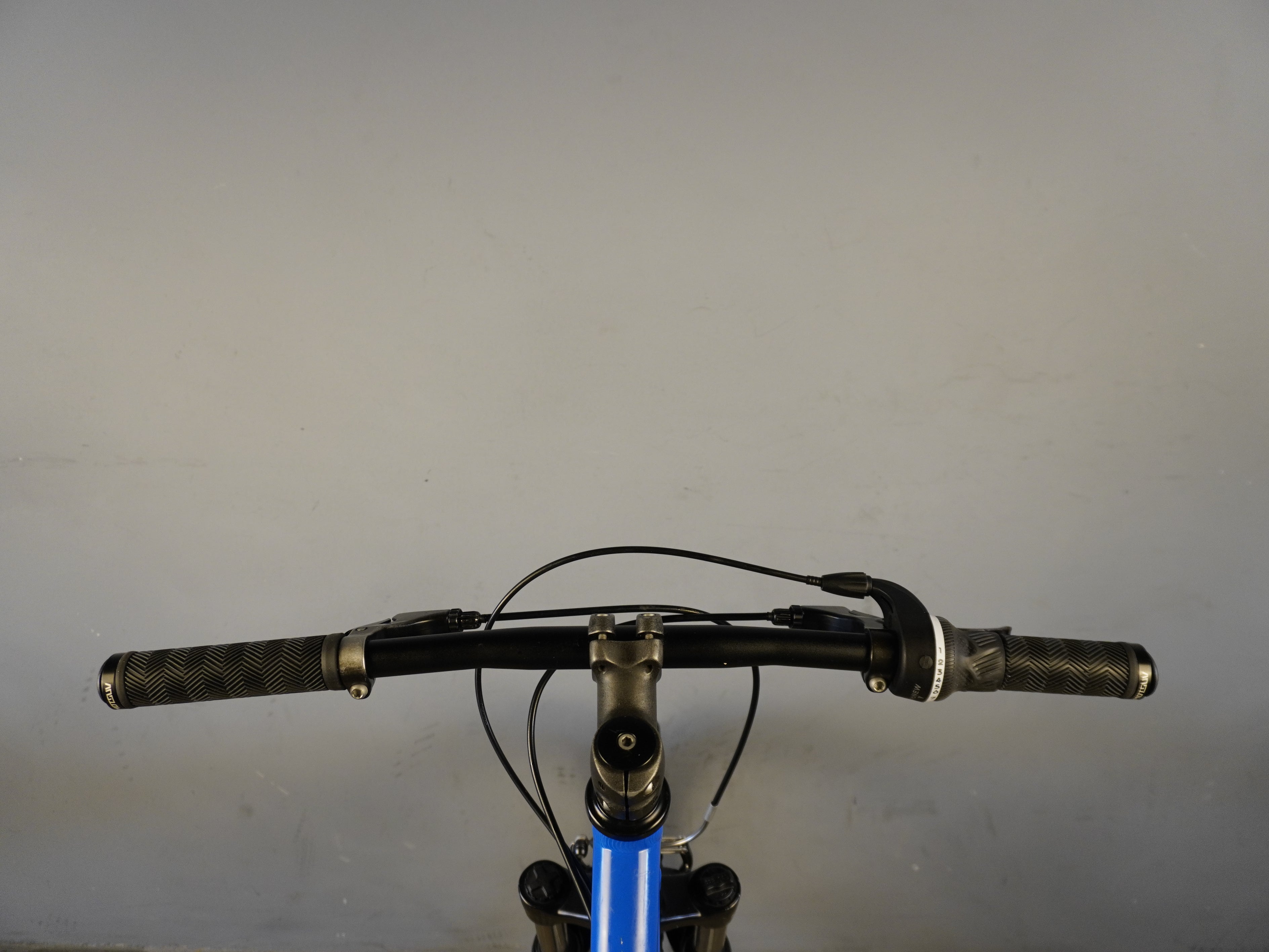 Specialized Hotrock Kids Bike