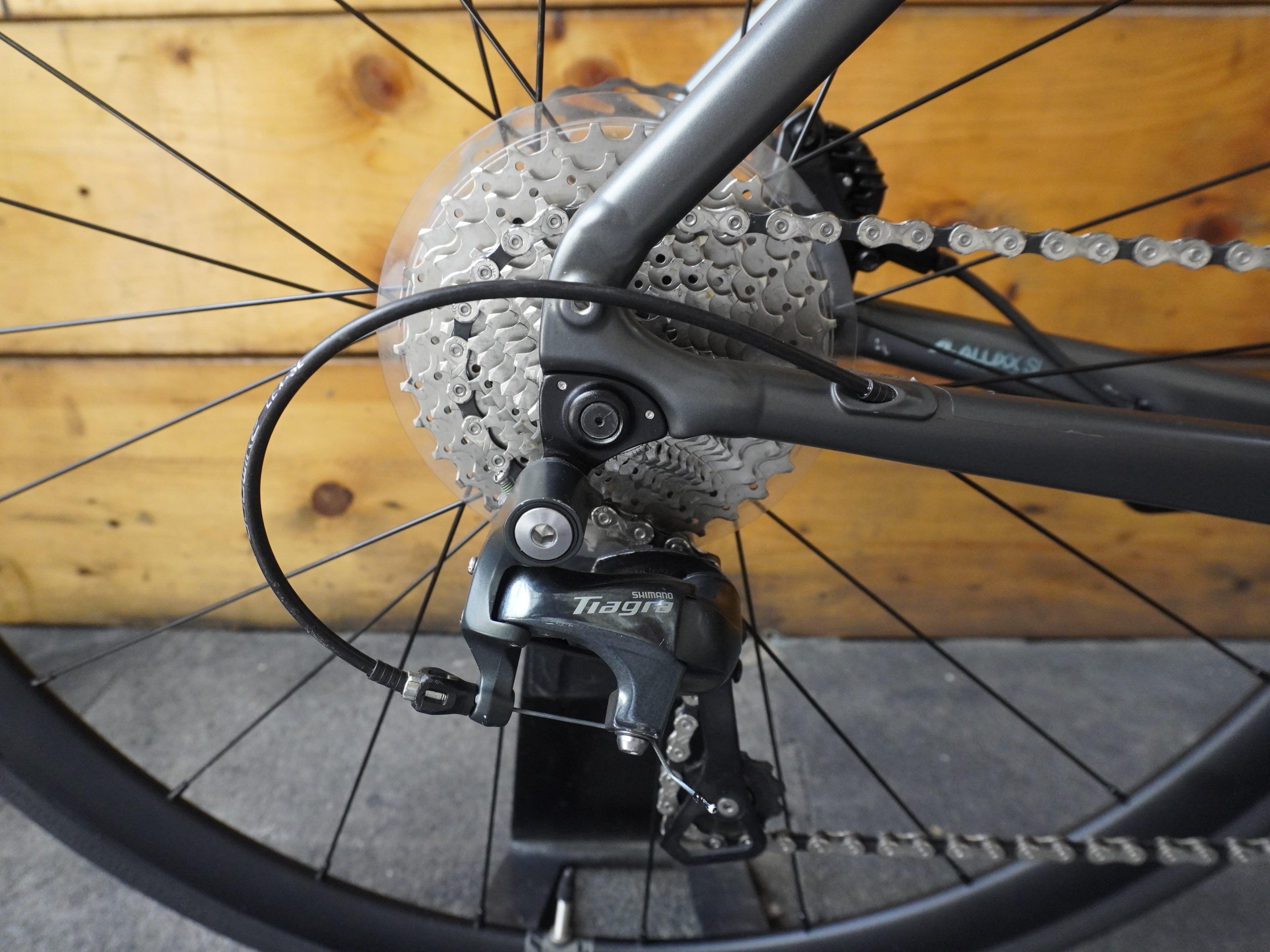 RENT Giant PCR-LTD 2 Road Bike