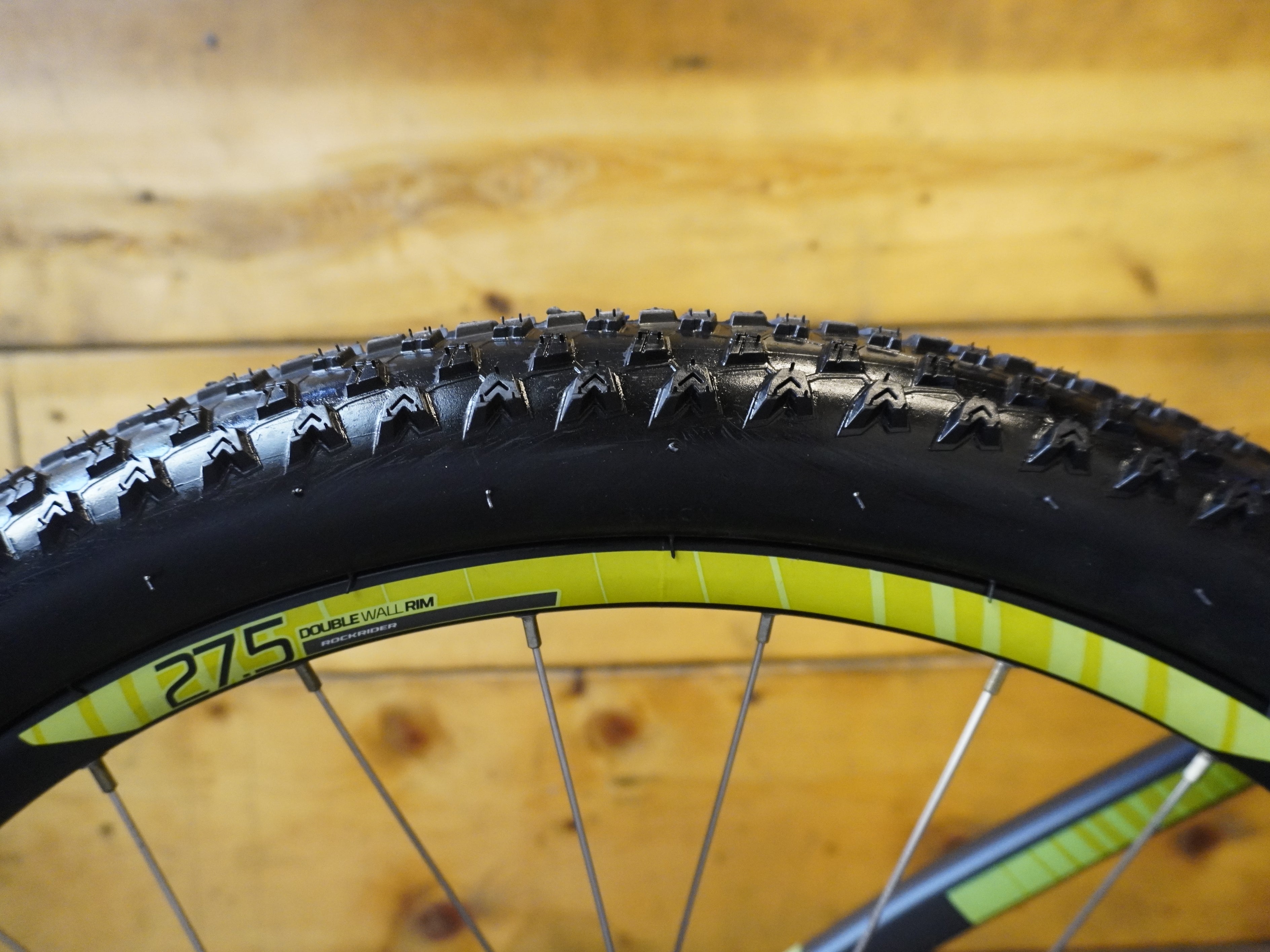 RENT Rockrider ST-520 Sport Trail Mountain Bike