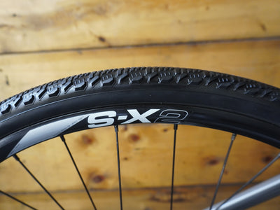 RENT Giant Roam XR 2 Hybrid Bike