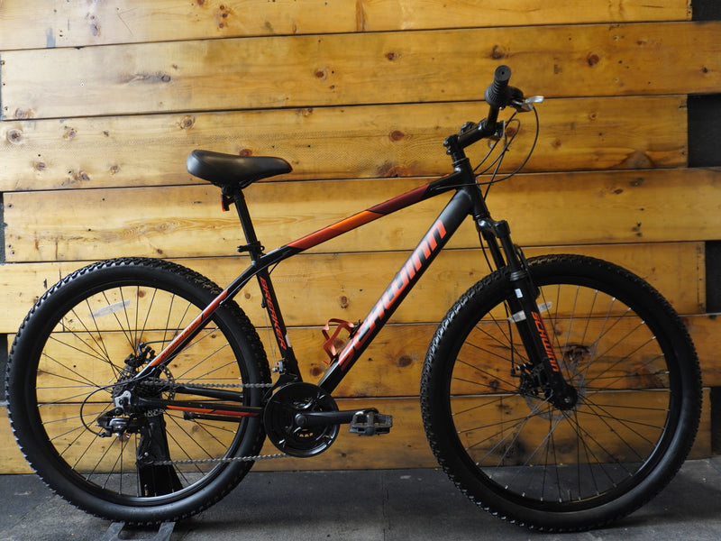Schwinn Breaker 27.5 Mountain Bike