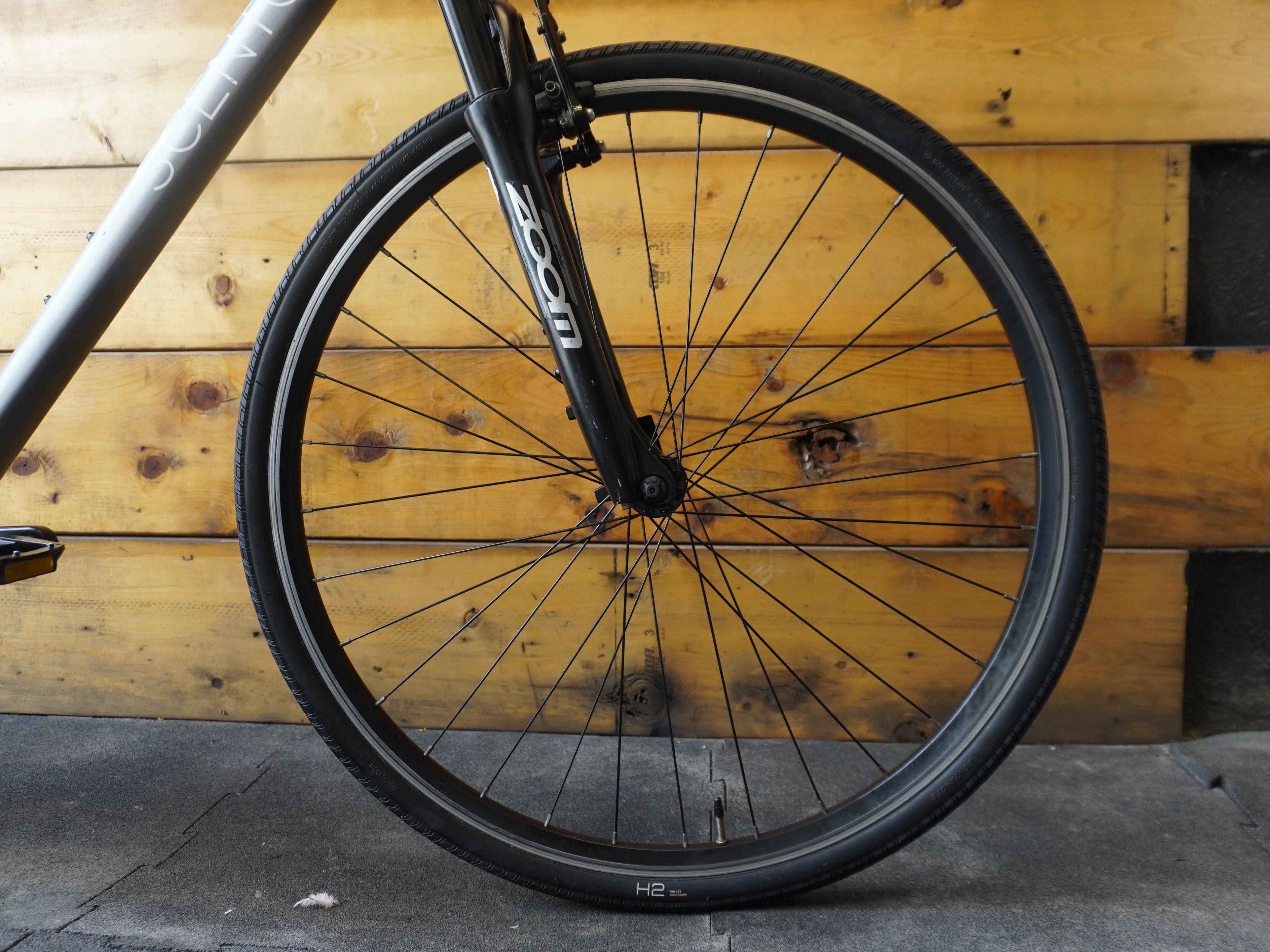 RENT Silverback Scento Path V Hybrid Bike