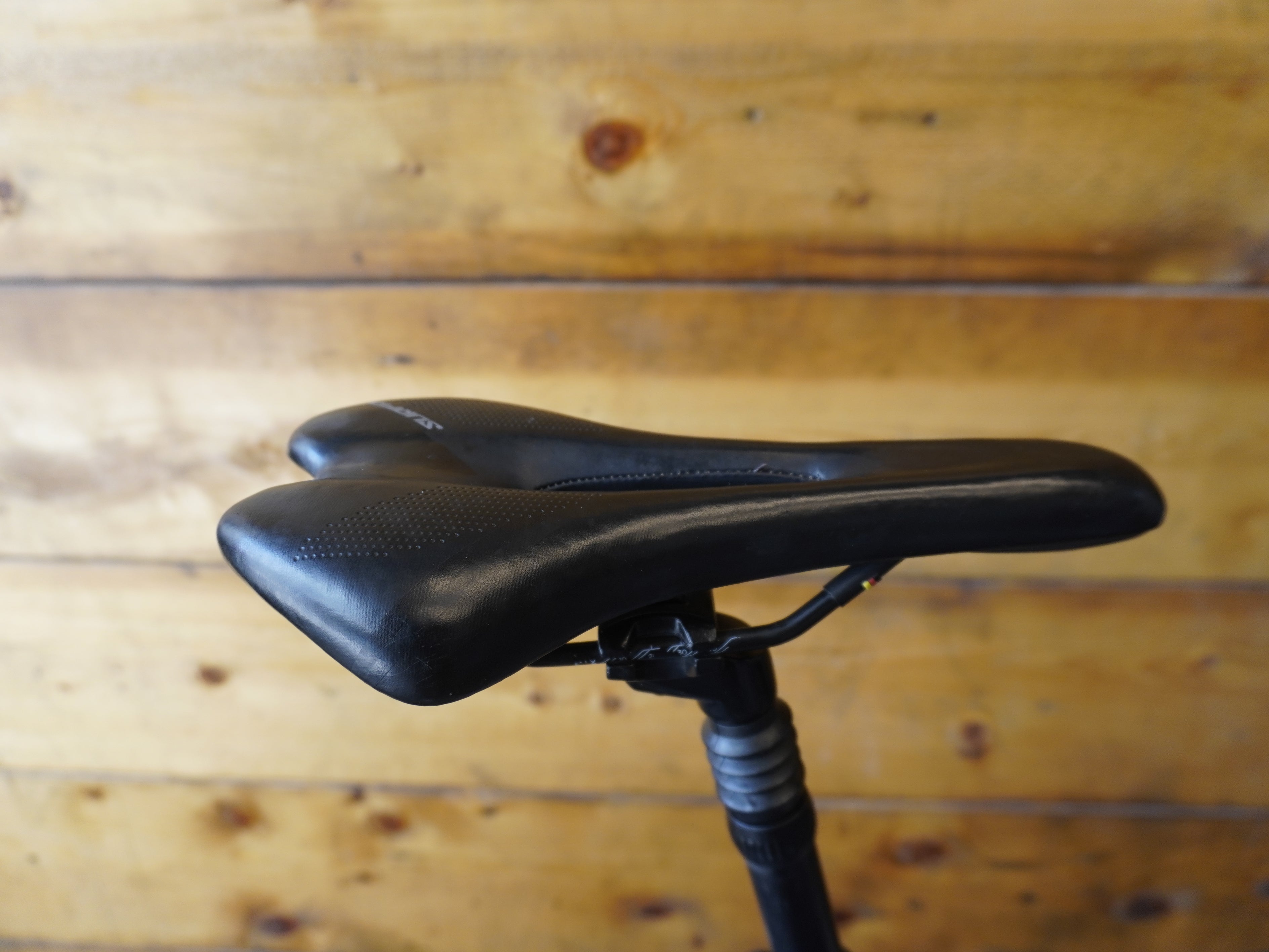 RENT Silverback Scento Path V Hybrid Bike
