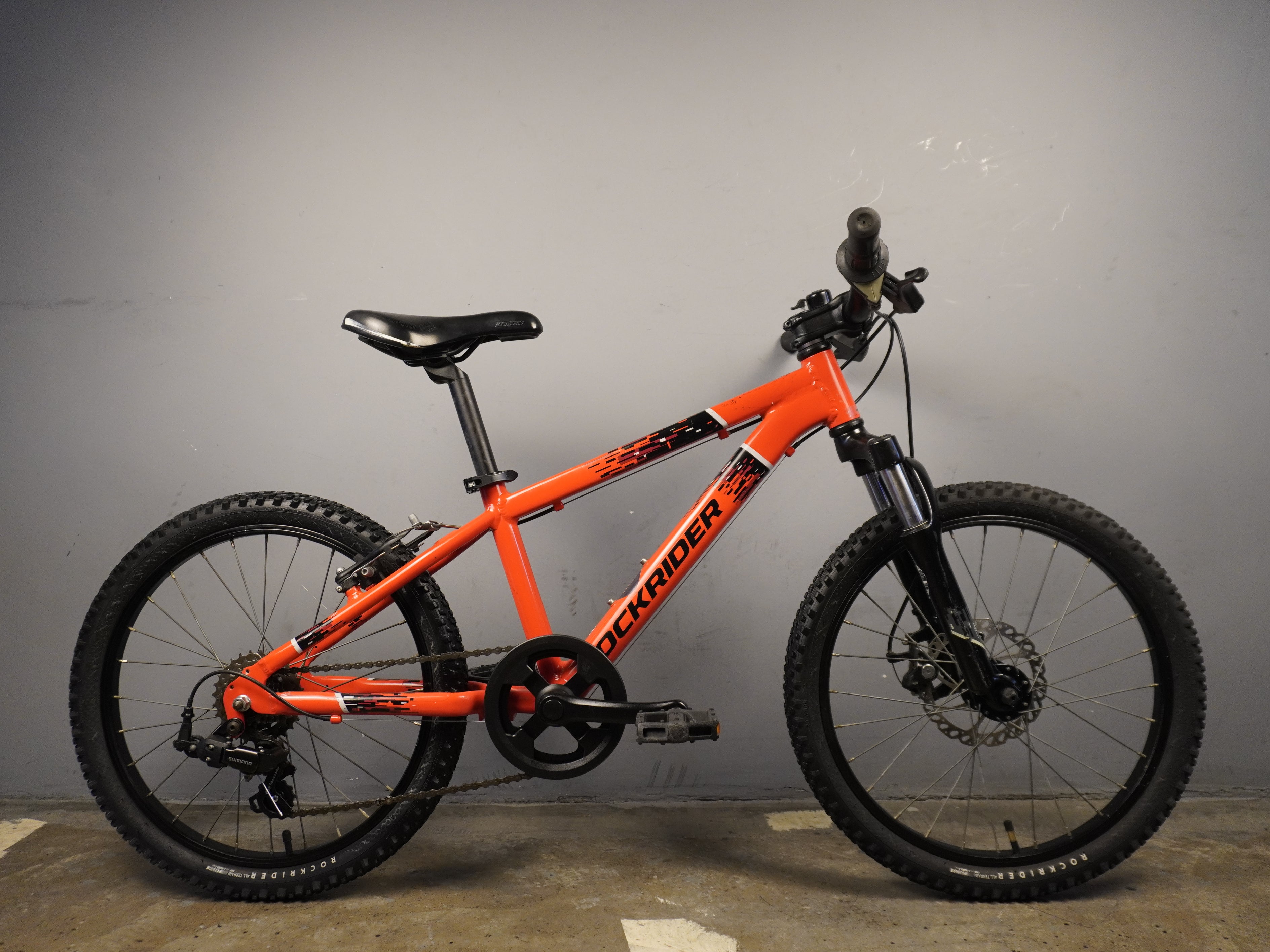 B'twin Rockrider ST-900 Kids Bike